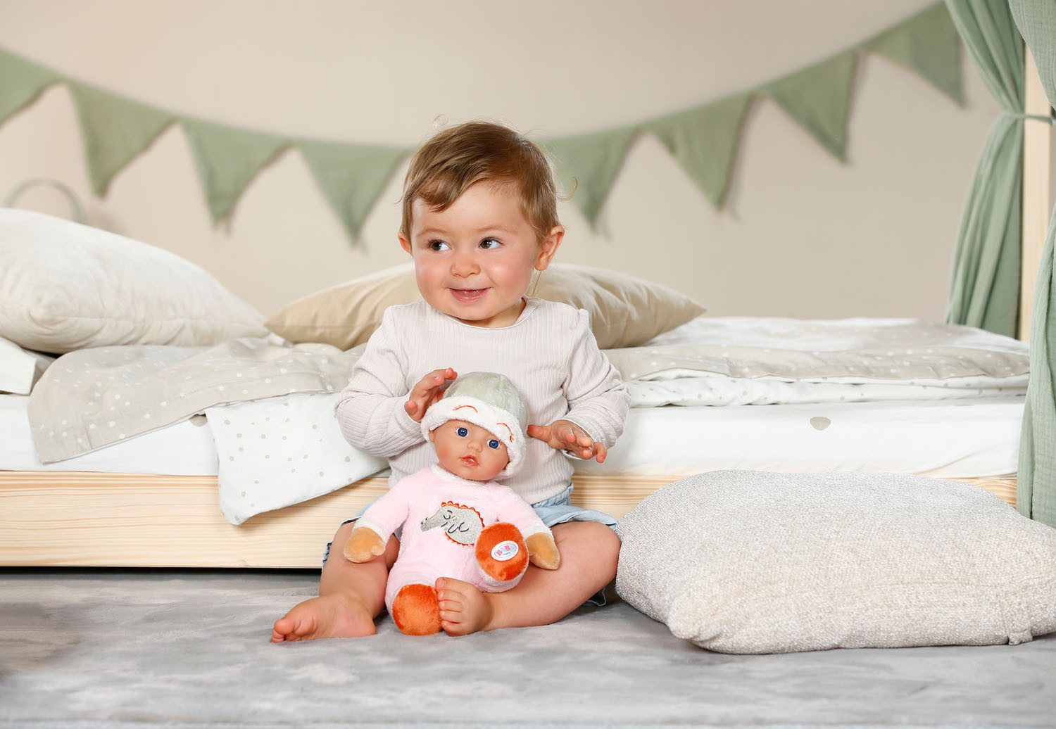 Baby Born Babypuppe Sleepy for babies, 30 cm, mit Rassel im Inneren – Bild 4 von 4