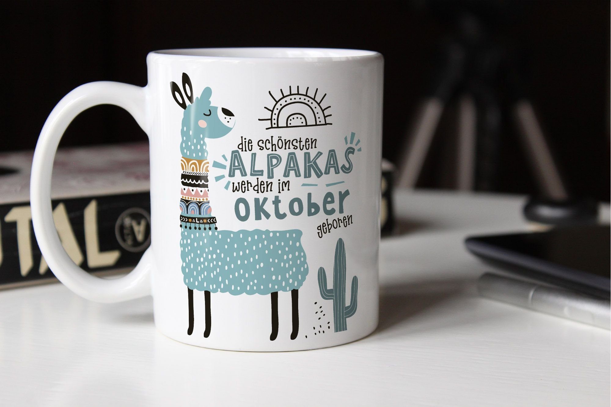 SpecialMe Motiv Geburtags-Geschenke im werden SpecialMe®, Keramik Geburtsmonat Tasse weiß Kaffee-Tasse Oktober individuelle Lama geboren Schönsten anpassbares Die Alpakas Januar-Dezember