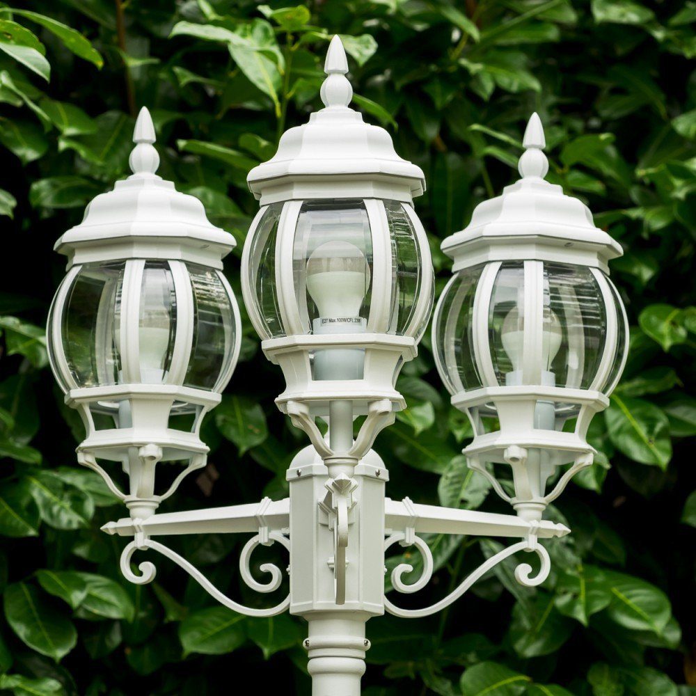 hofstein Außen-Stehlampe »Meyen« Außenleuchte Kandelaber in antikem Look, ohne Leuchtmittel, Metall in Weiß mit Kunststoff-Scheiben, 3-armig, E27, IP44