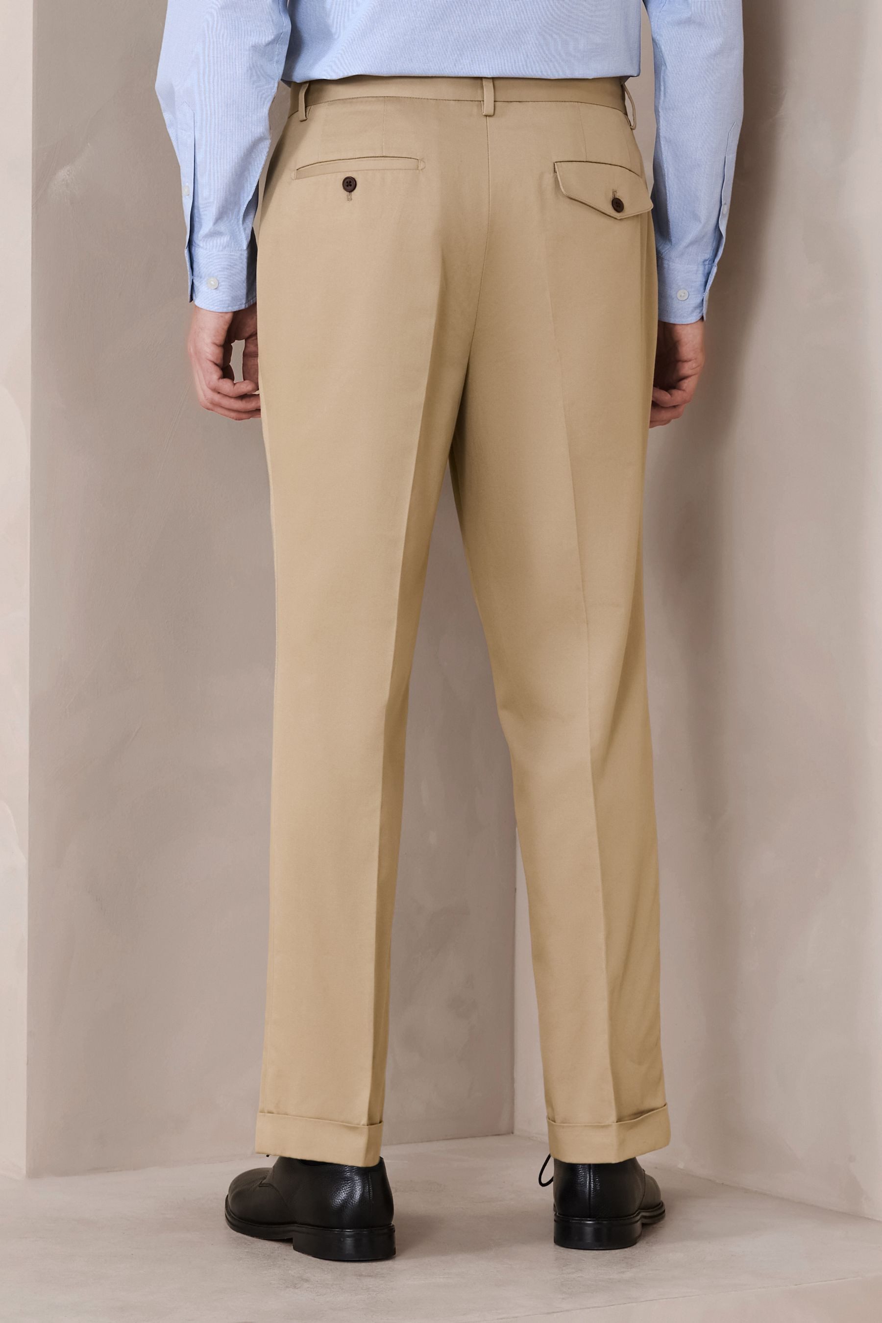 Next Bundfaltenhose N. Premium Regular Fit Chinohose mit Bundfalten (1-tlg)