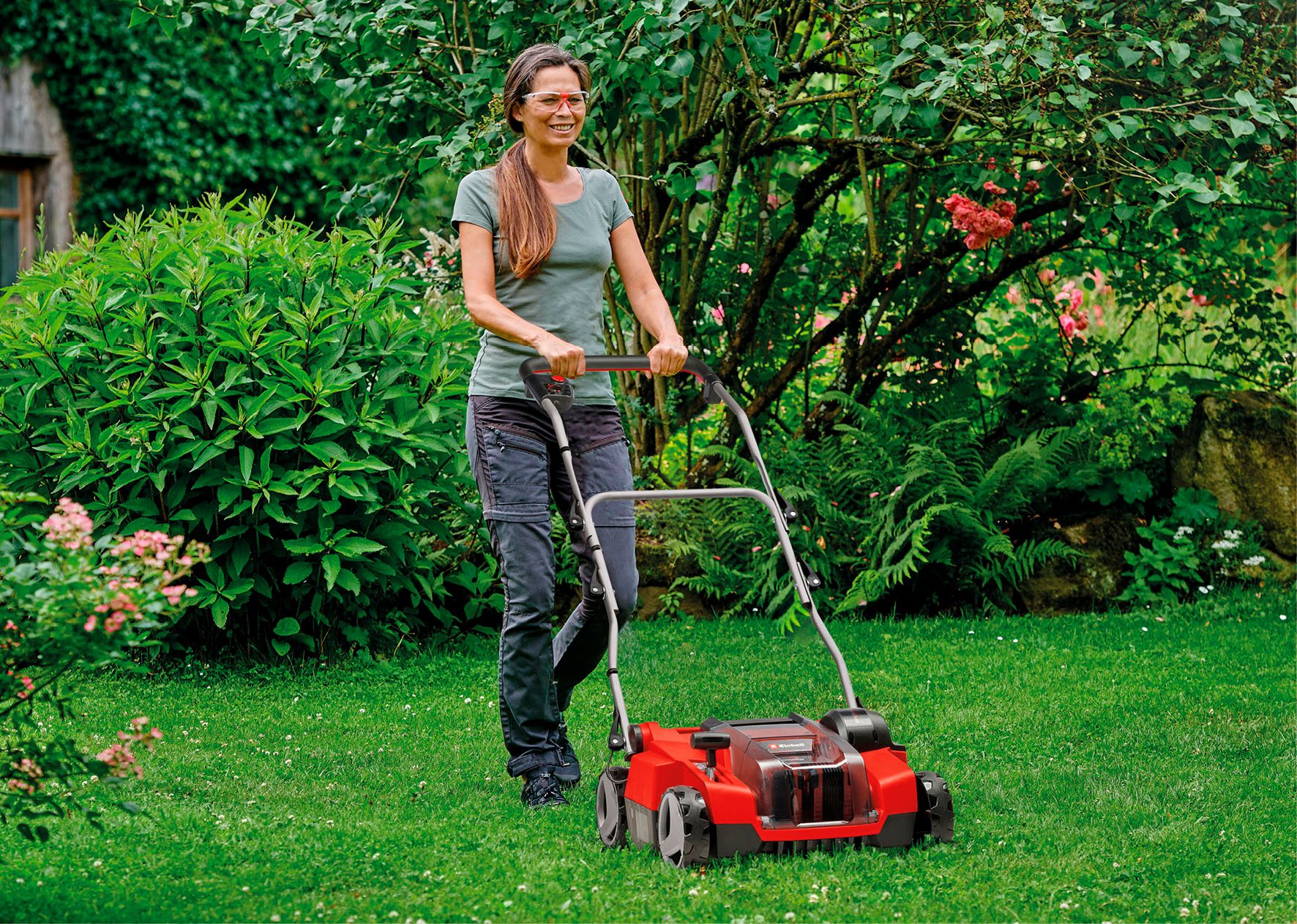 Einhell Akku-Vertikutierer / Lüfter Power X-Change GE-SC 36/35 Li - Solo, 35 cm Arbeitsbreite, ohne Akku und Ladegerät – Bild 2 von 5