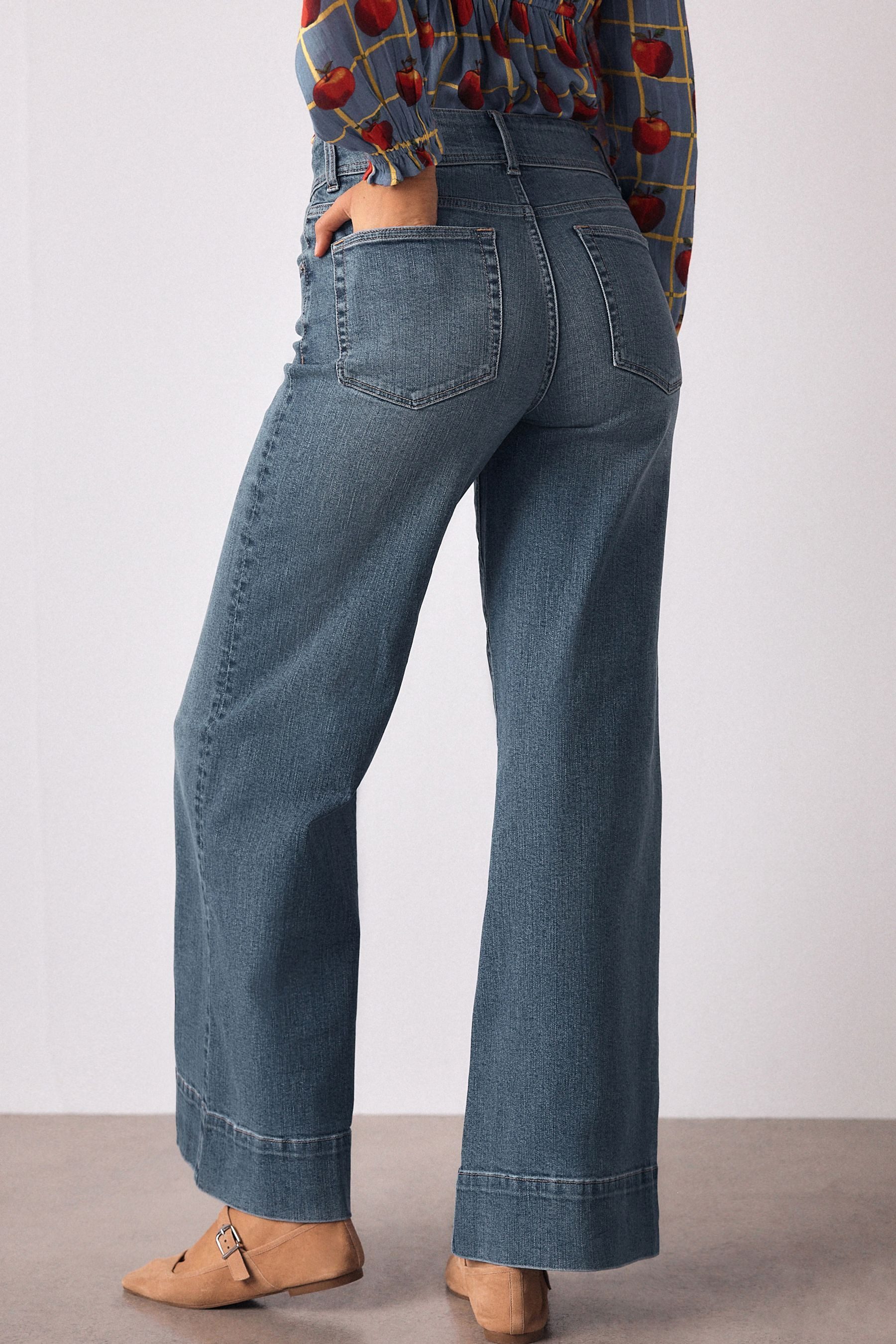 Next Stretch-Jeans Hochbund-Jeans mit weitem Bein und Stretch (1-tlg)