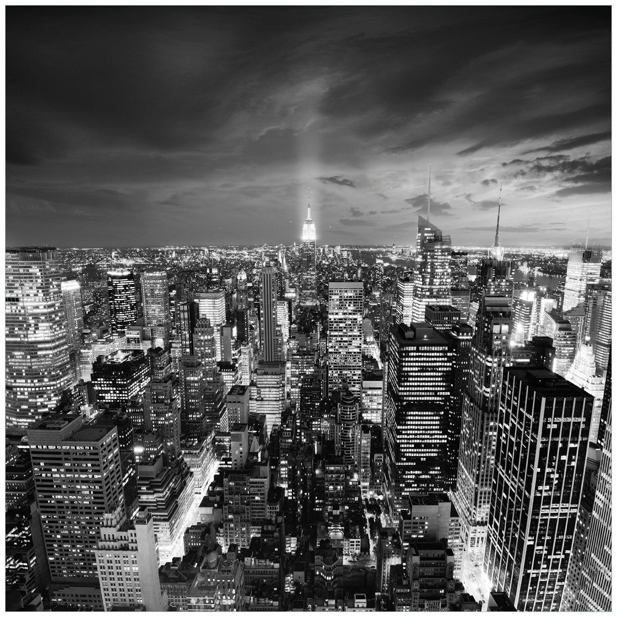 Wallario Acrylglasbild, New York bei Nacht - Panoramablick über die Stadt - schwarzweiß, in verschiedenen Ausführungen