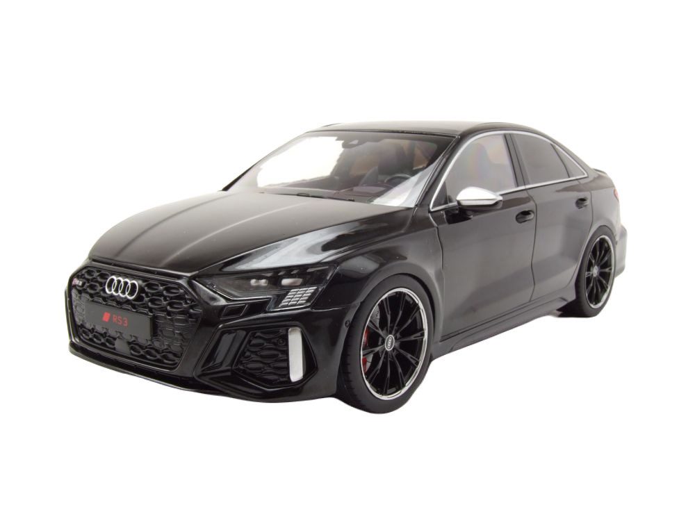 MCG Modellauto Audi RS3 Limousine 2022 schwarz, Maßstab 1:18