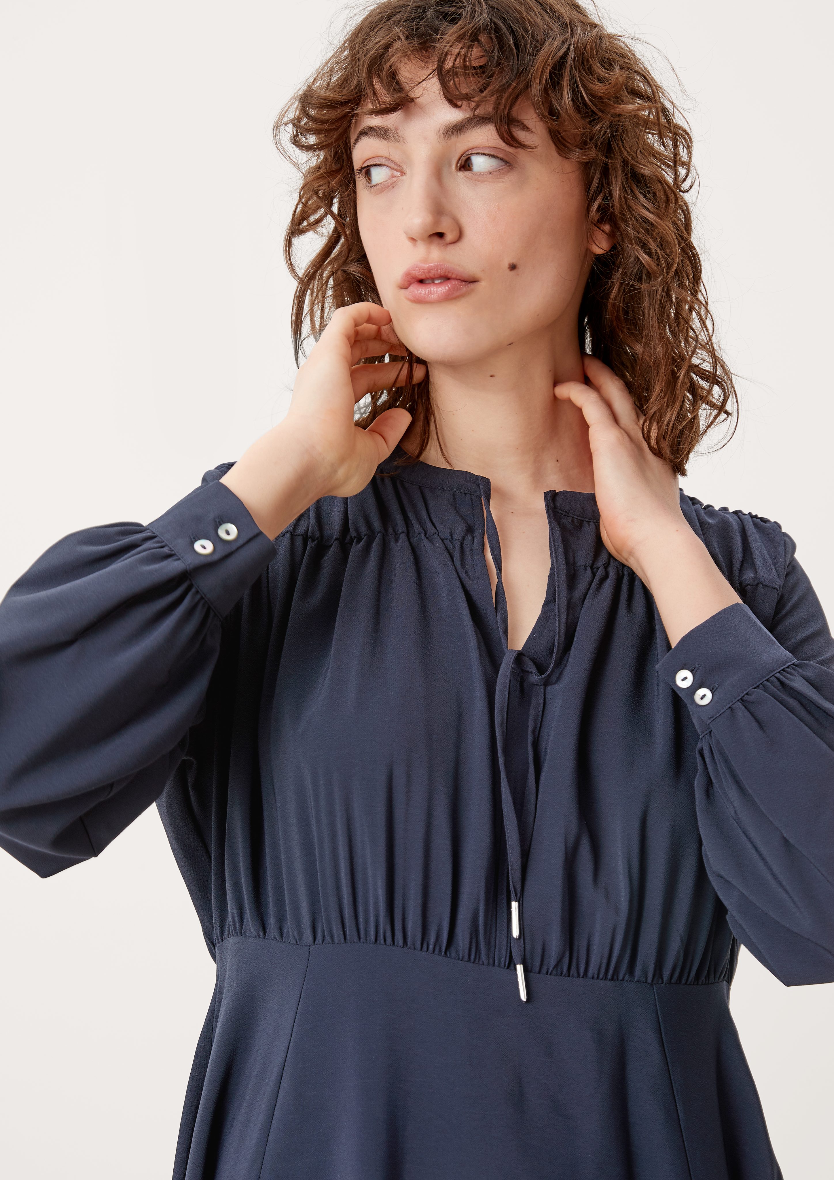 s.Oliver Maxikleid Tunikakleid mit Raffung Raffung günstig online kaufen
