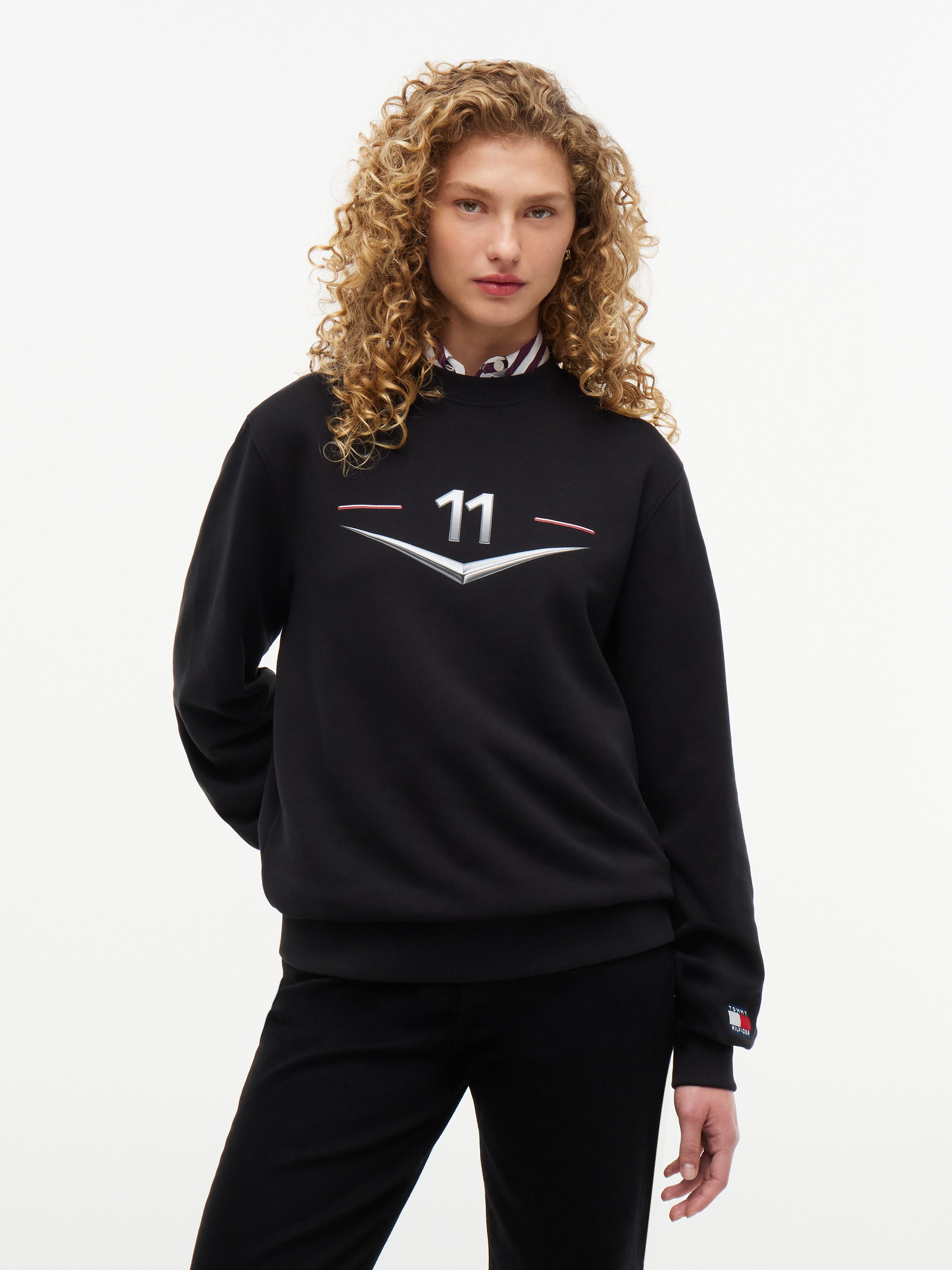 Tommy Hilfiger Sweatshirt TH x Cadillac Formula 1® Team DRIVERS CHEVRON aus Baumwolle, Unisex