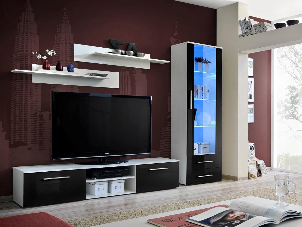 Xlmoebel Wohnwand Weißes Hochglanz Sideboard mit TV-Ständer und Vitrine, Made in Europa