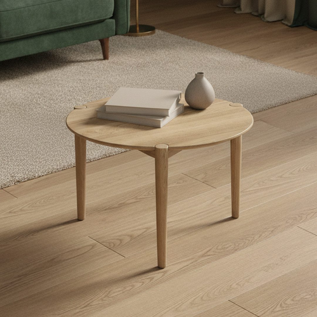 skølm Couchtisch Åsarna aus Eiche Massivholz (55 cm, geölt & lackiert), natur, bis 10kg belastbar, Beistelltisch rund, Sofatisch mit 3 Beinen