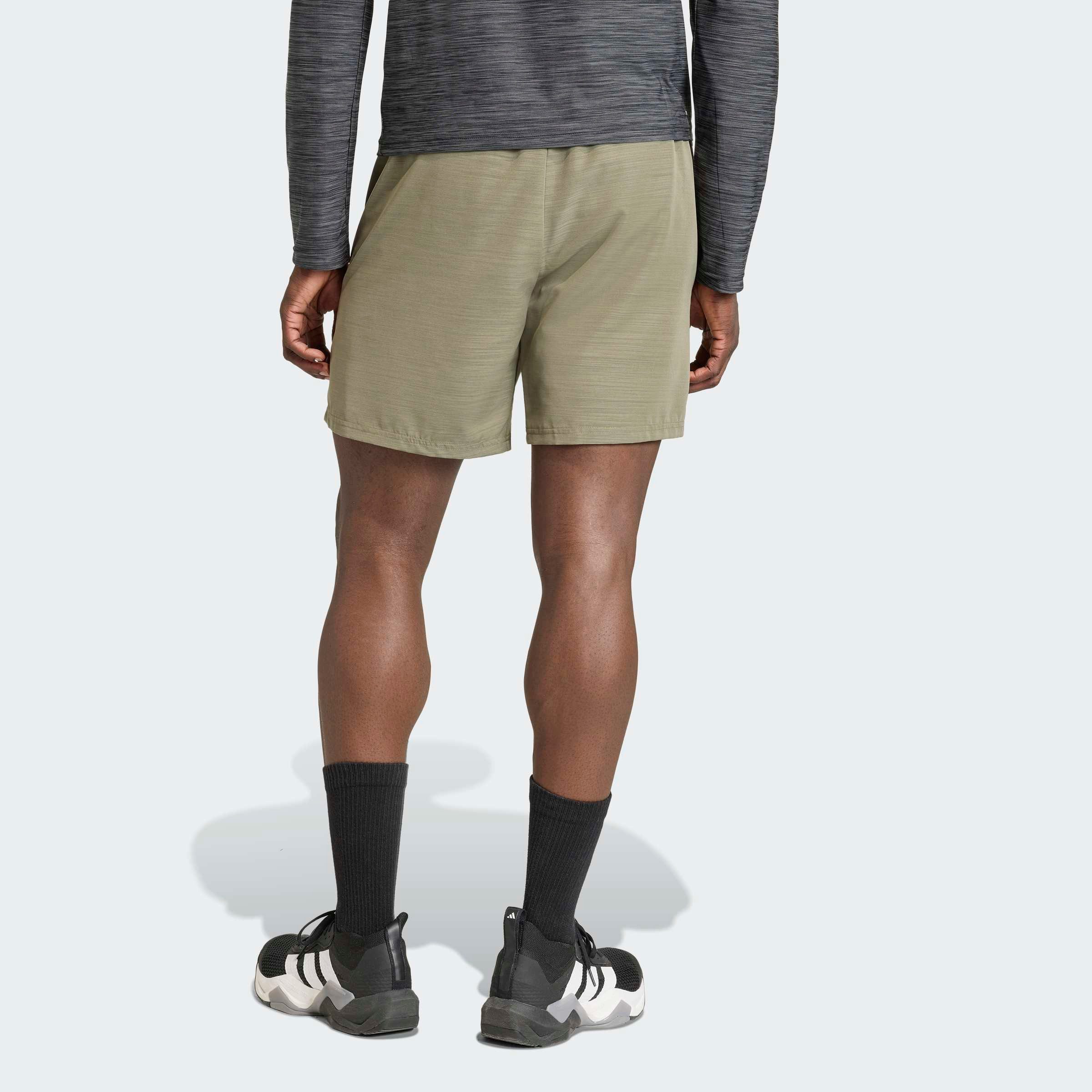 adidas Performance Shorts WORKOUT ESSENTIALS BASE, GEWEBT