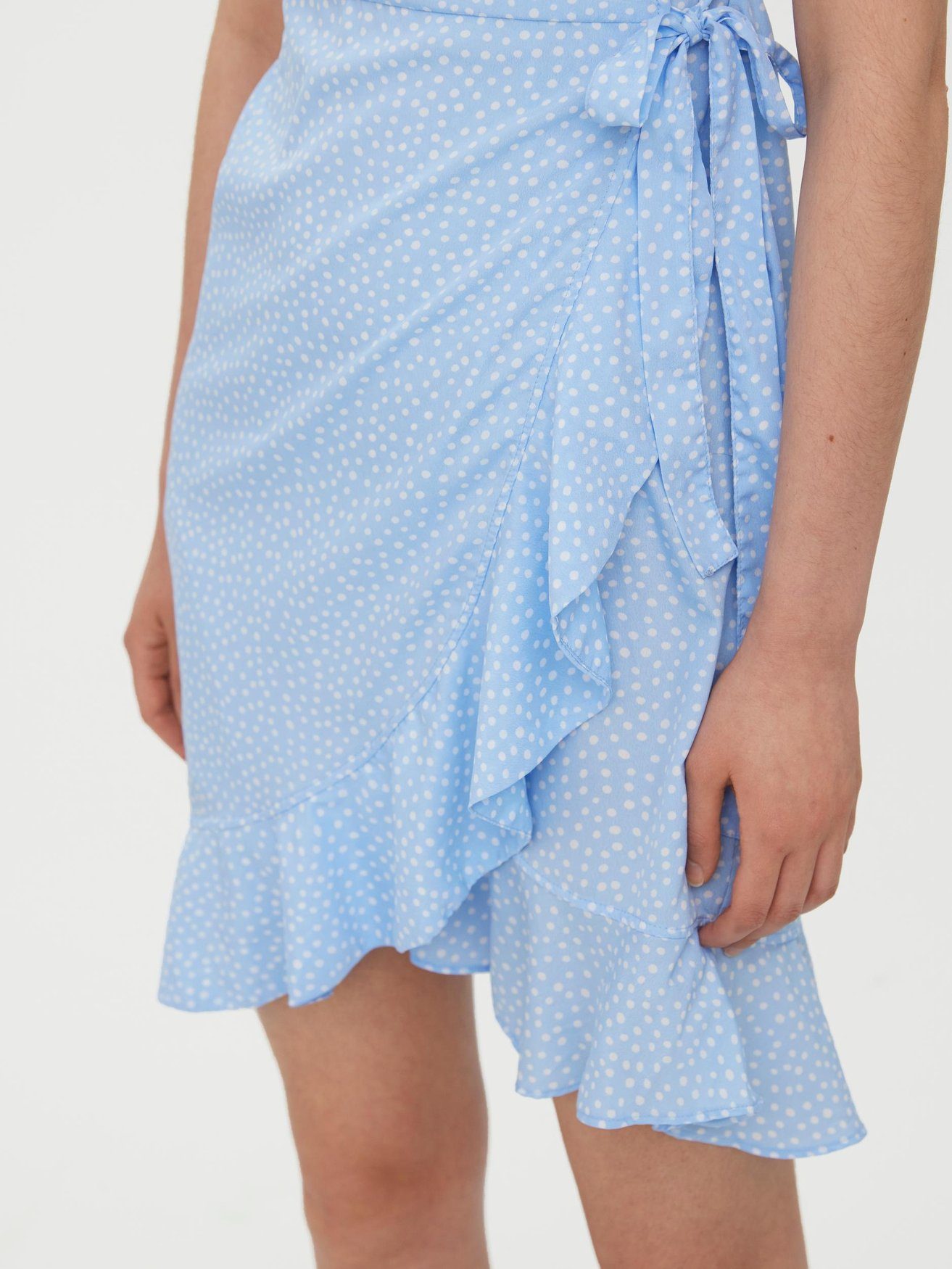 Wickel VMHENNA in Kurzes Blau 5757 Shirtkleid Moda Kleid mit Vero (kurz) Rüschen