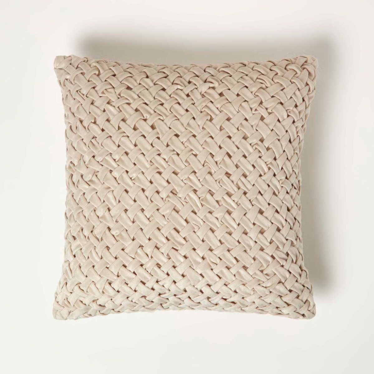 Homescapes Kissenhülle Sofia Kissen geflochten mit Füllung – Samtkissen creme, 45 x 45 cm