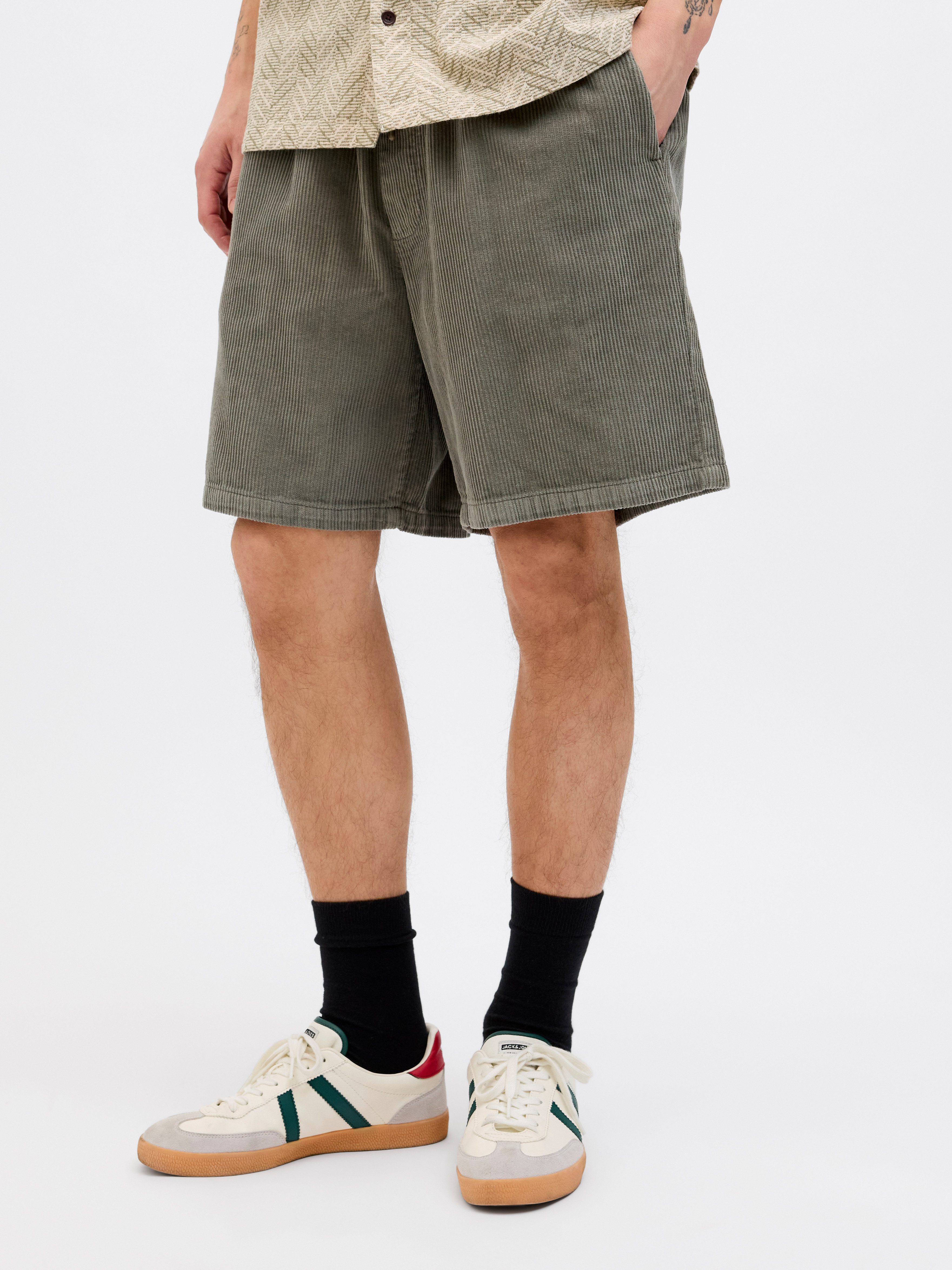 Jack & Jones Shorts JPSTBILL CORDUROY JOGGER SHORTS SRT SN Aus Cord günstig online kaufen