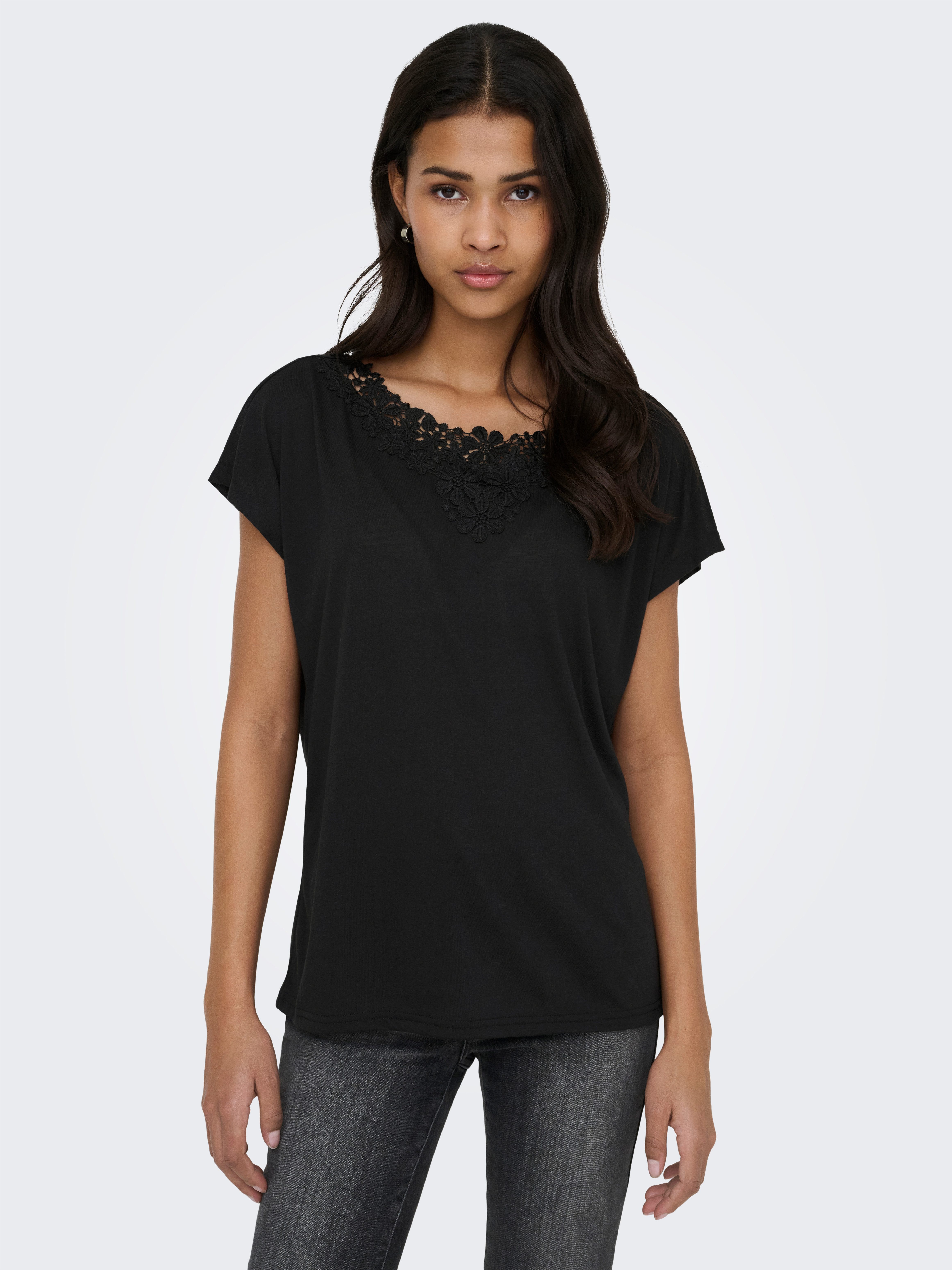 ONLY Spitzenshirt ONLWINNIE S/S TOP CS JRS Polyester, regular fit