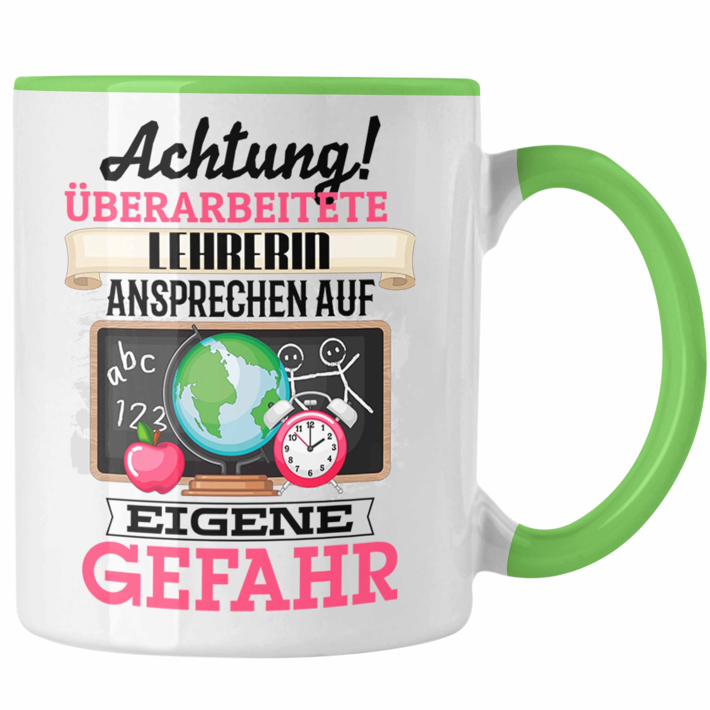 Trendation Tasse Lehrerin Tasse Geschenk Lustiger Spruch Geschenkidee Kaffeebecher für Grün