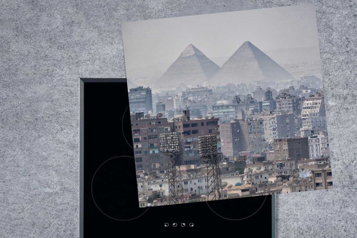 von Vinyl, Ceranfeldabdeckung, Ägypten, auf 78x78 MuchoWow Herdblende-/Abdeckplatte für die - (1 Arbeitsplatte cm, Blick Pyramiden Kairo tlg), küche