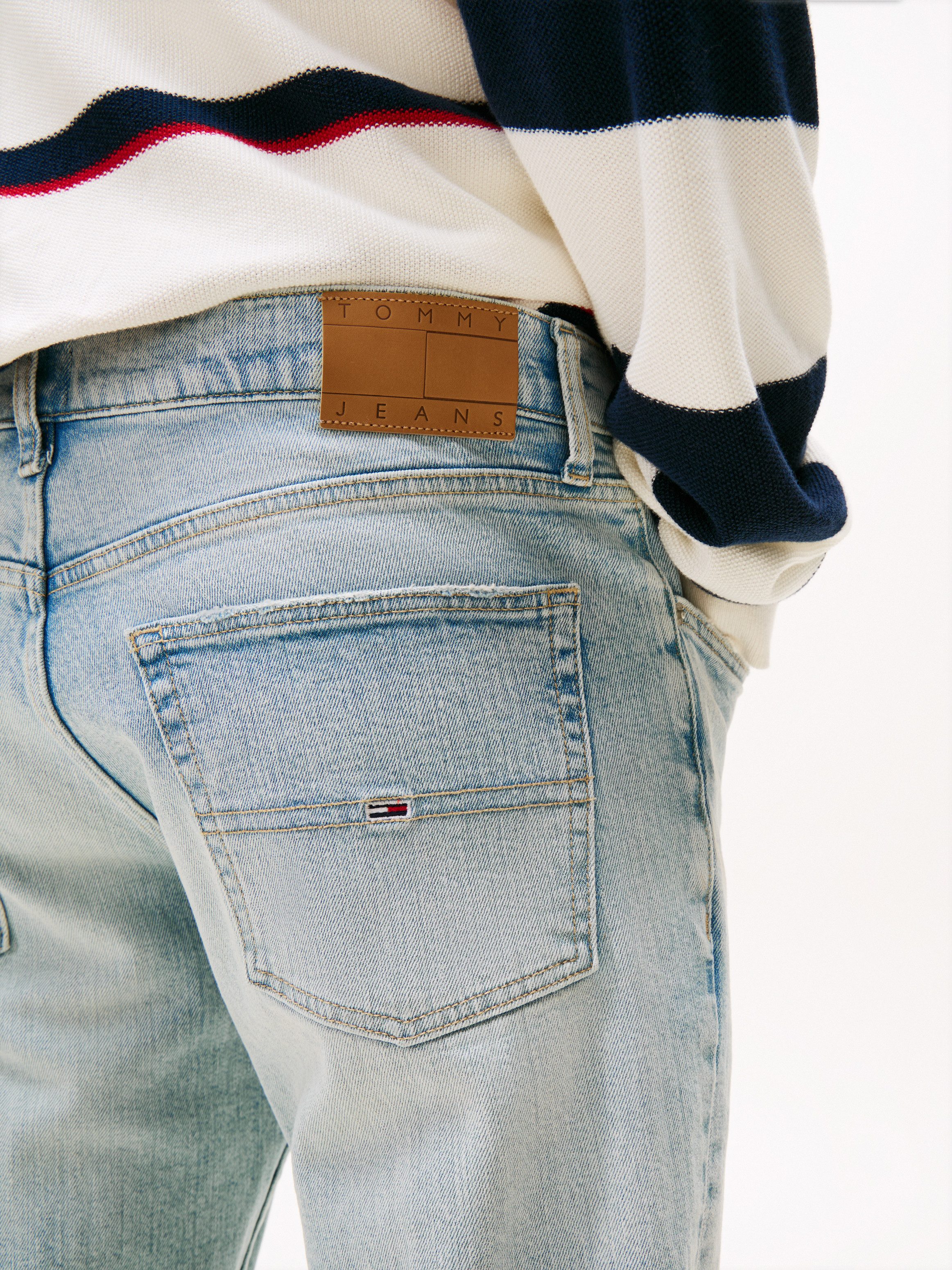 Tommy Jeans Slim-fit-Jeans Scanton Slim mit niedrigerer Leibhöhe, 5-Pocket-Stil – Bild 4 von 5