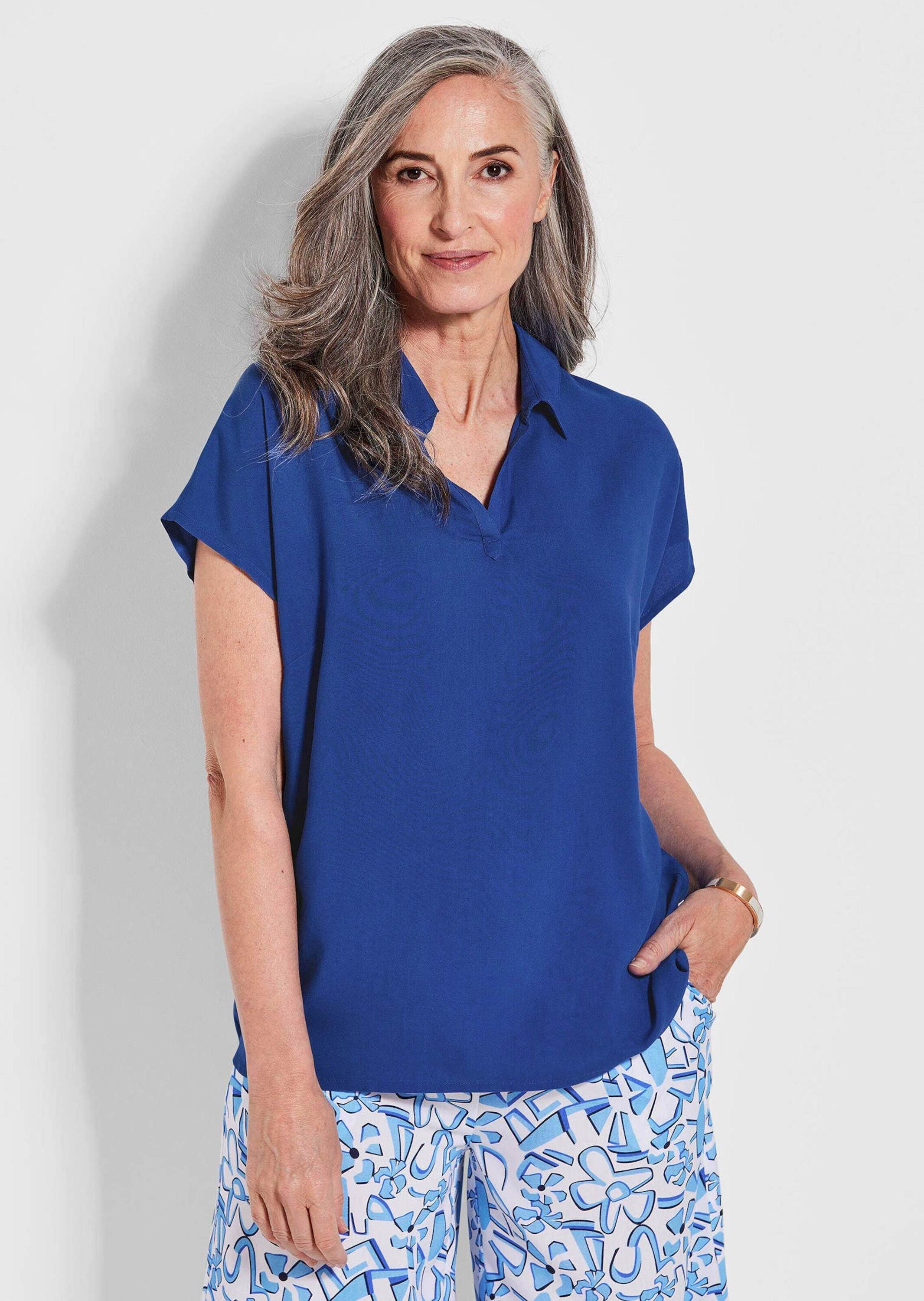 Klassische Bluse Kurzgröße: Uni Bluse mit Hemdkragen