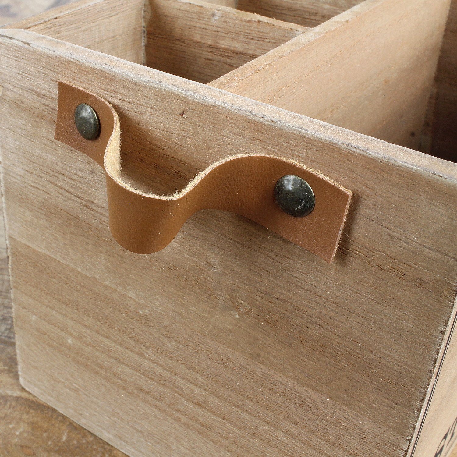 Macosa Home Besteckkasten Besteckkorb Holz Serviettenhalter Tischaufbewahrung (Serviettenspender Holzbehälter), mit 3 Besteckfächern Besteck Korb