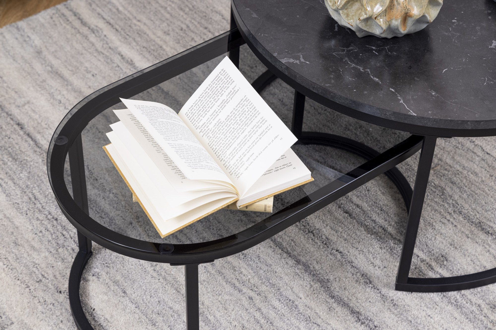 ACTONA GROUP Couchtisch Spiro, TOPSELLER! (2-St., Wohnzimmertisch, OTTOs Choice), Beistelltisch, Satz aus 2 Stück, rund/oval, schwarze Marmor-Optik