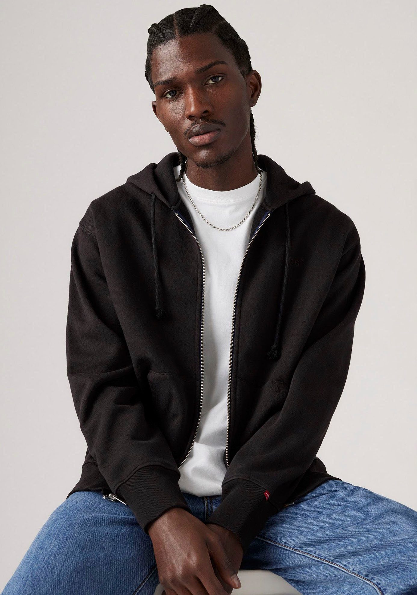 Levi's® Kapuzensweatjacke mit Logo-Stickerei günstig online kaufen