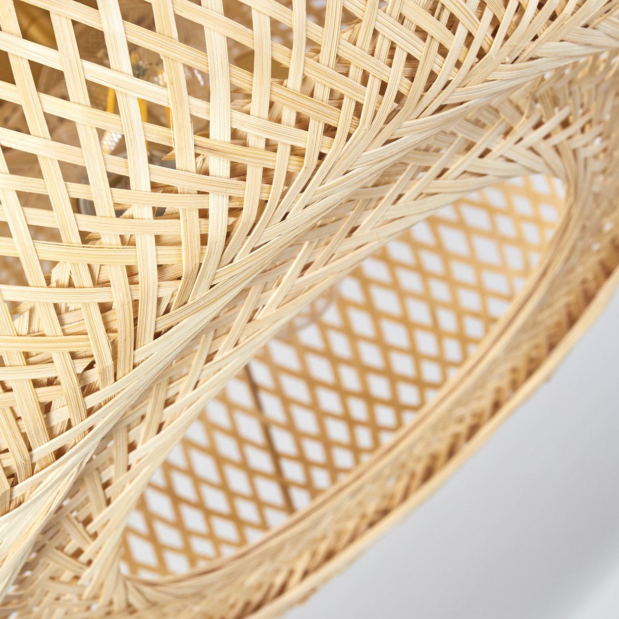 hofstein Deckenleuchte »Decollatura« Deckenlampe aus Metall/Bambus in Goldfarben/Natur, ohne Leuchtmittel, Leuchte im Boho Design mit Lichteffekt, ø40cm, 1xE27 – Bild 3 von 5