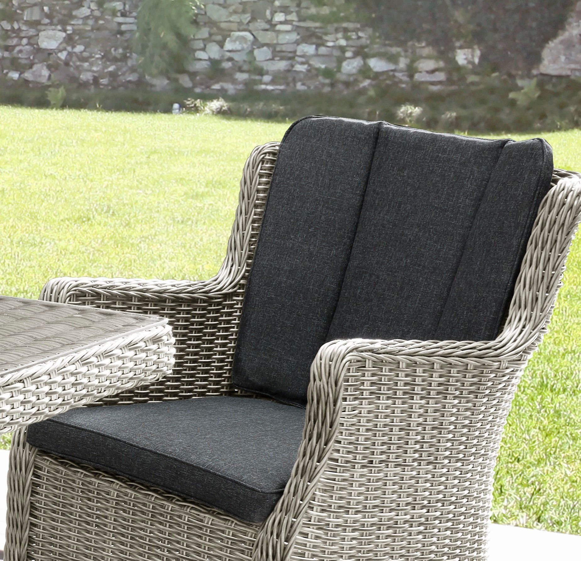 Destiny Garten-Essgruppe LUNA 4 Se + Tisch 200x100x75cm, vintage weiß, (Set, 13-tlg., 4 Sessel inkl. Polster, 1 Tisch mit aufgelegter Glasplatte), Aluminium, Polyrattan