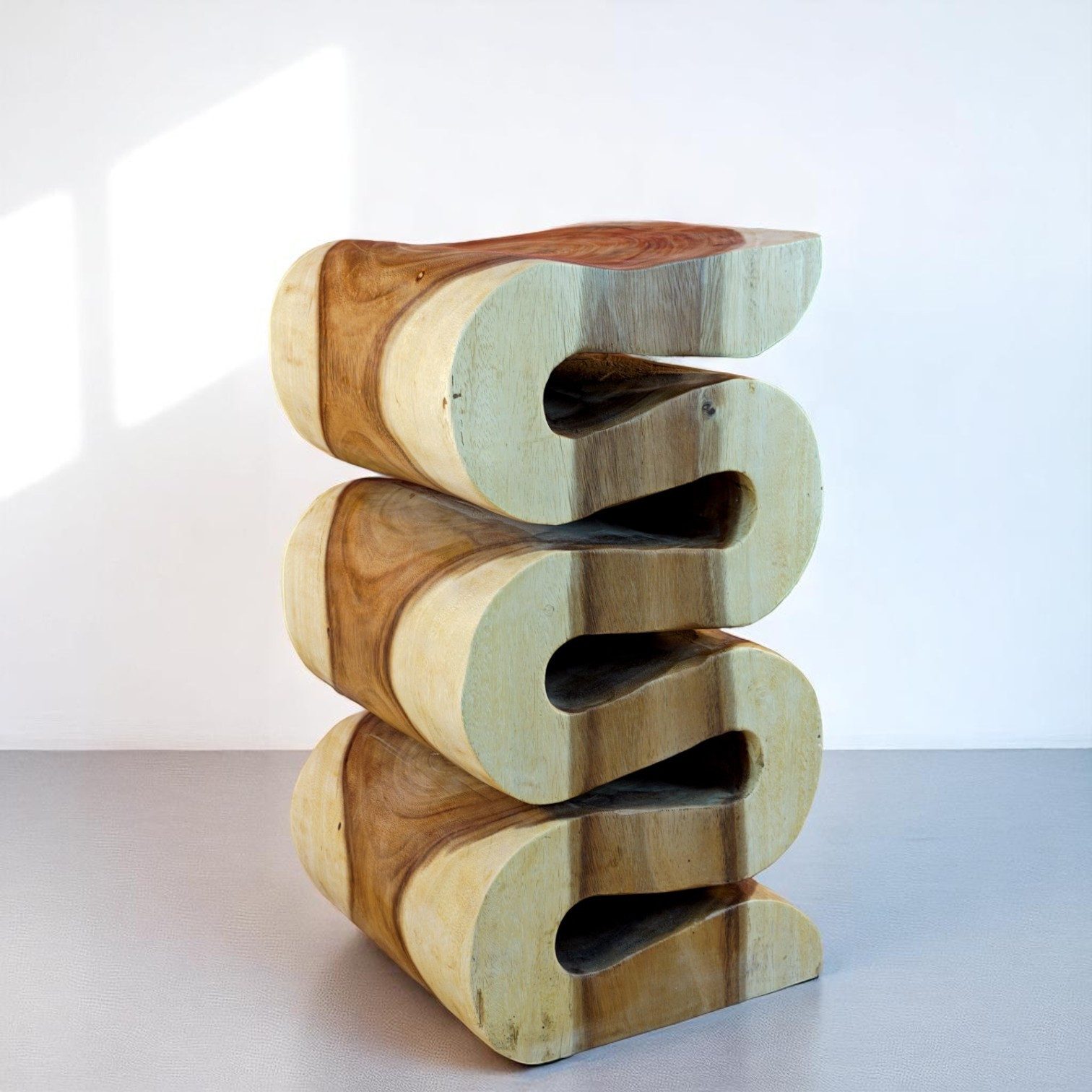 Kinaree Beistelltisch Suar Holz Beistelltisch KO KRADAT