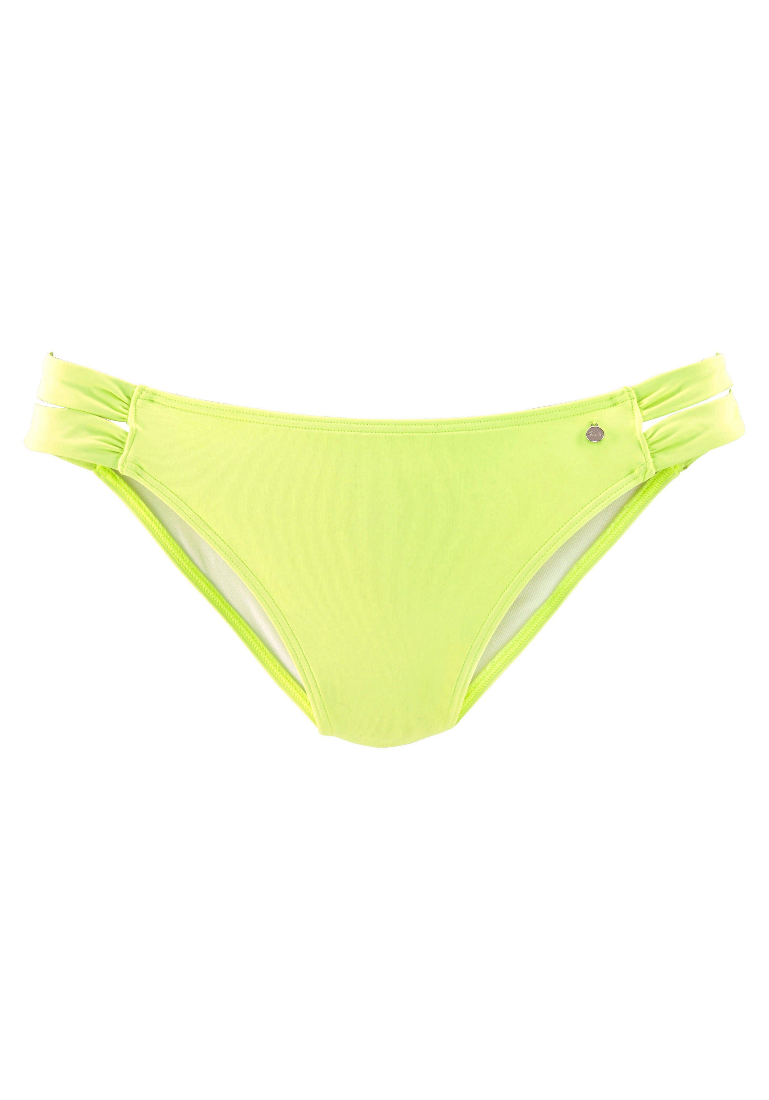 s.Oliver Bikini-Hose Spain mit Seitenbändern. € 24,99