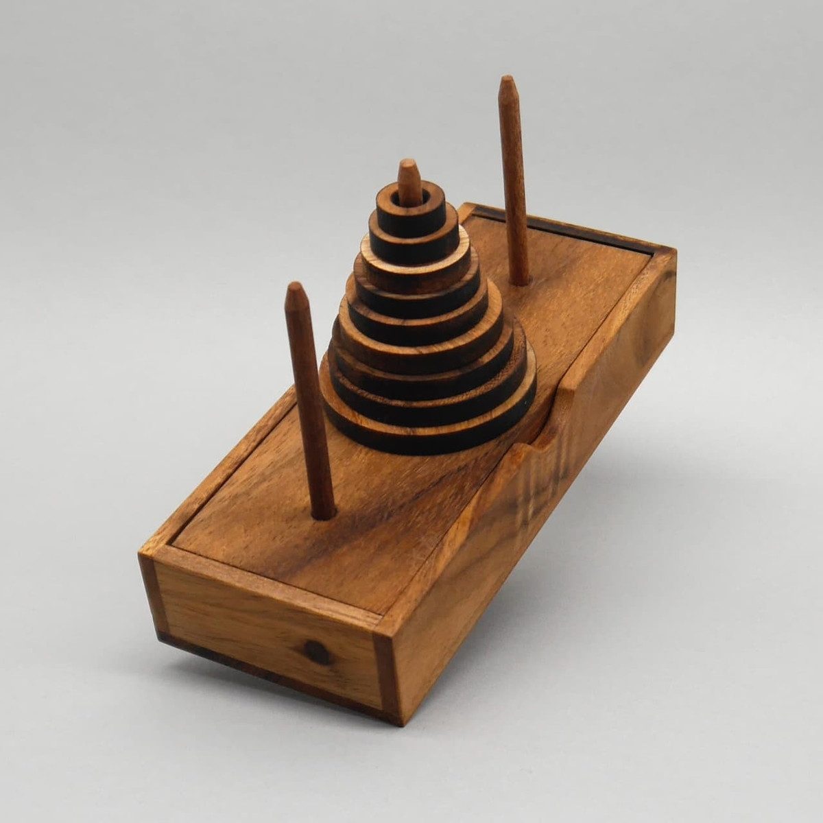 ROMBOL Denkspiele Spiel TURM VON HANOI - klassisches Stapelspiel, Stapelspiel, Denkspiel