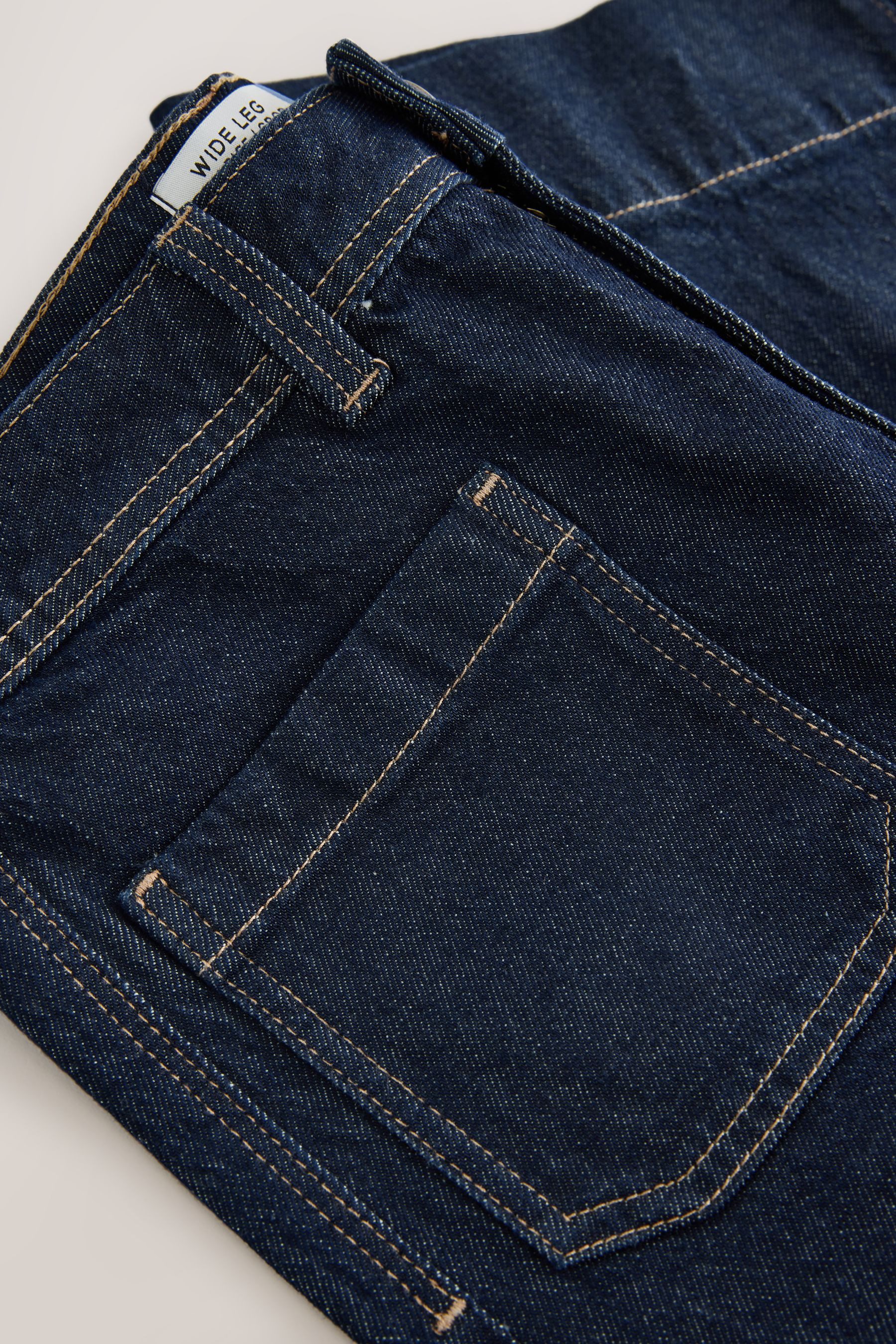 Next Caprijeans Kurze Jeans mit aufgesetzten Taschen (1-tlg)