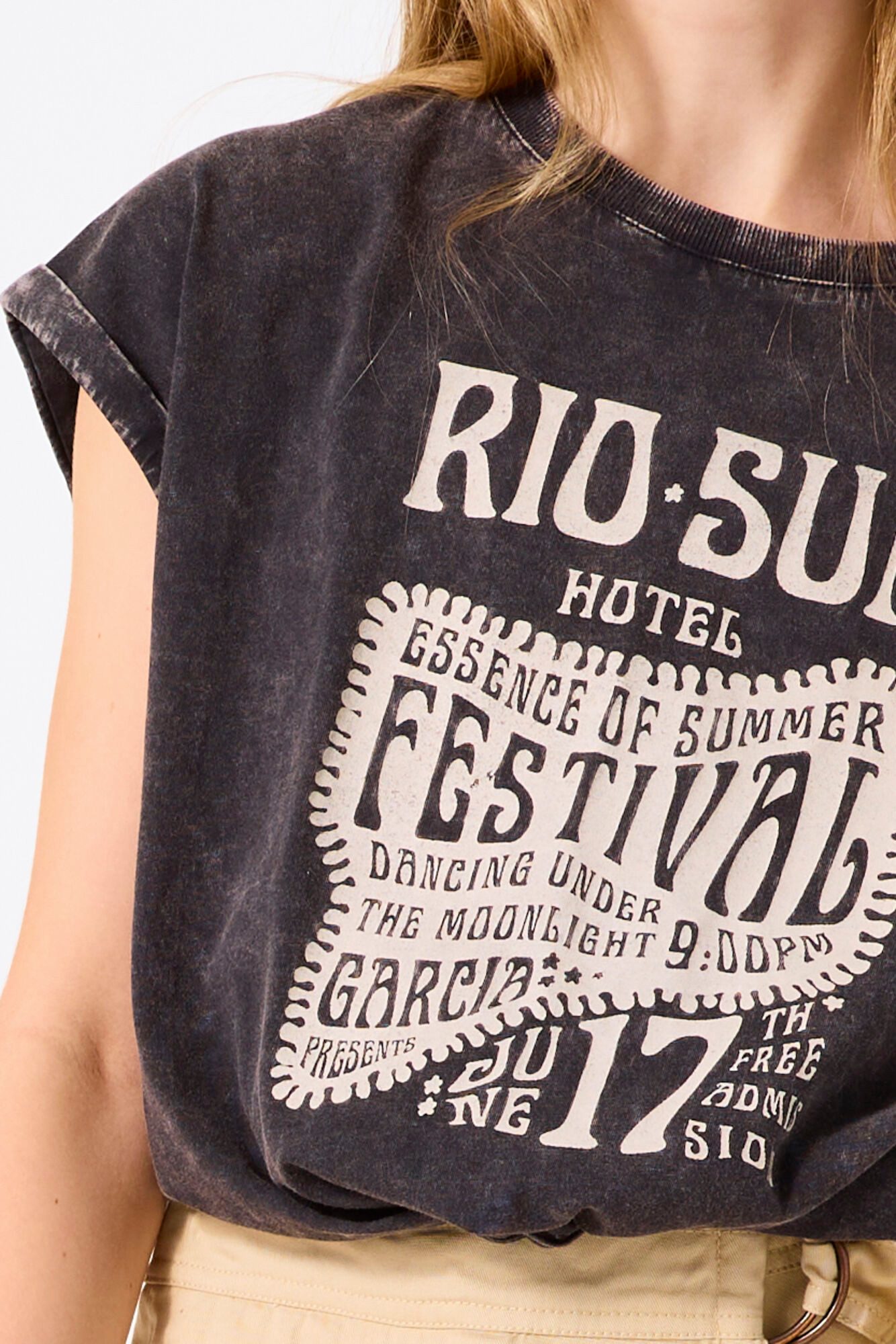 Garcia T-Shirt mit Print und Zierknoten