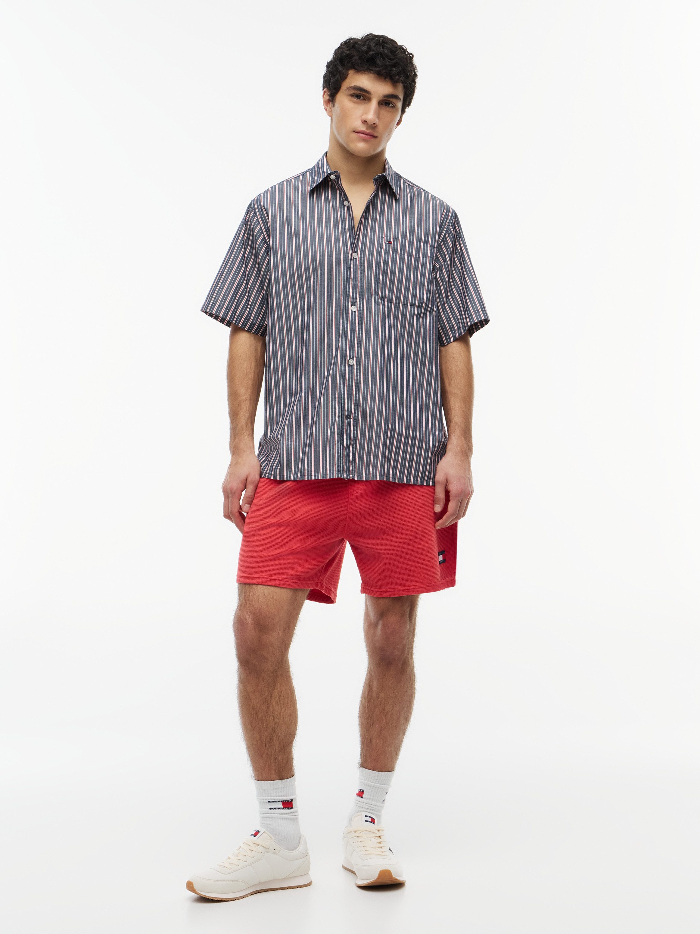 Tommy Jeans Kurzarmhemd POPLIN STRIPE SHIRT Relaxed fit mit Brusttasche – Bild 4 von 5