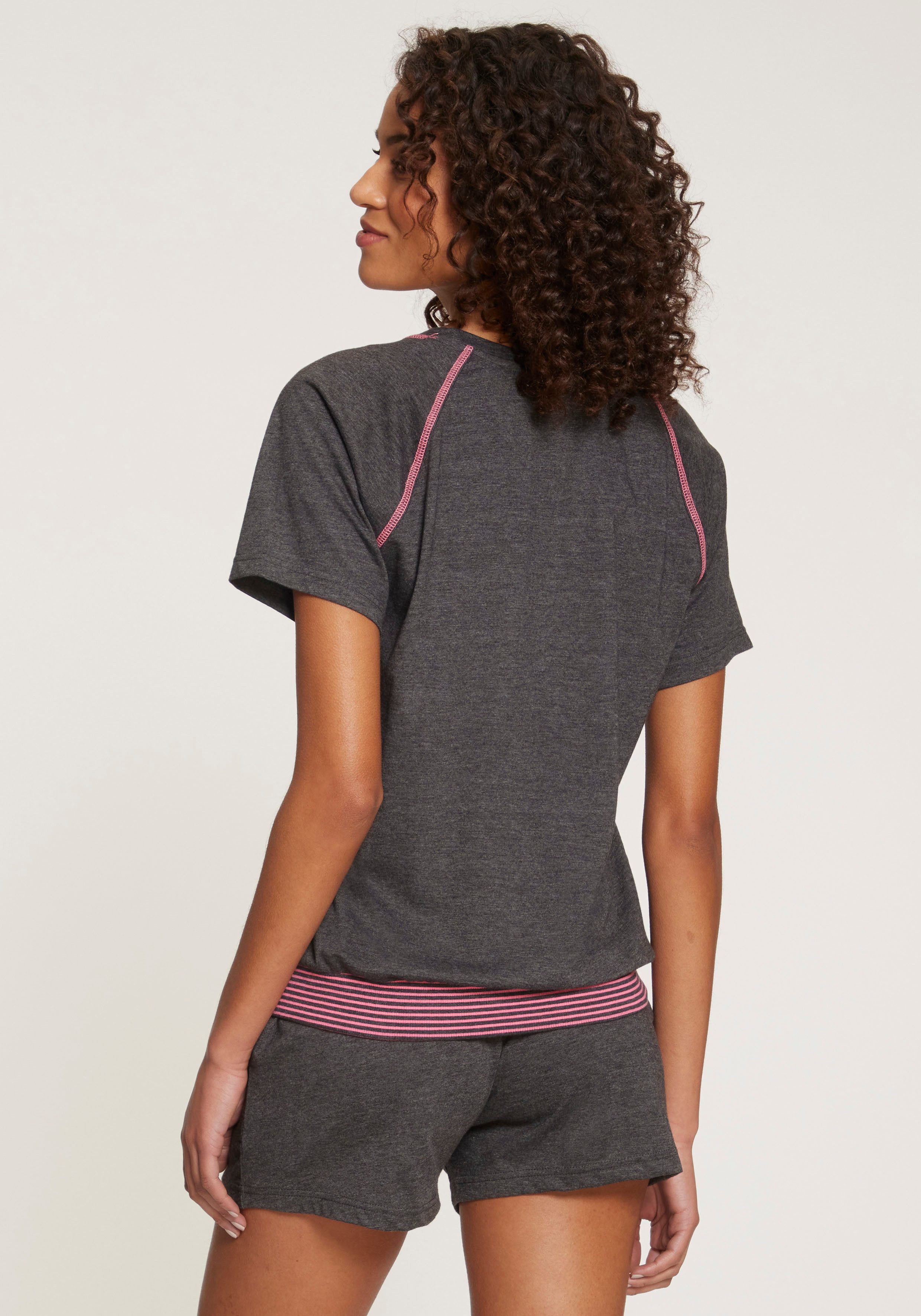 Vivance Dreams Shorty (Set, 2 tlg) mit dekorativen Flatlock-Nähten in Neonfarben