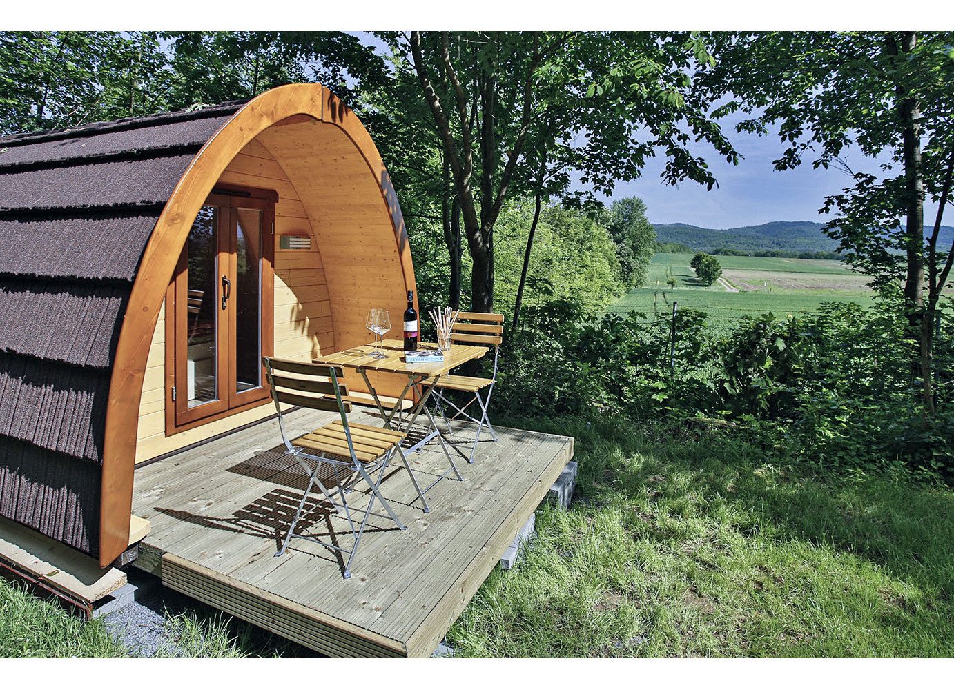 Jochen Schweizer Erlebnisgutschein Camping Pod Neureichenau für 2 (1 Nacht), Raus aus dem Alltag, rein ins Camping-Abenteuer!