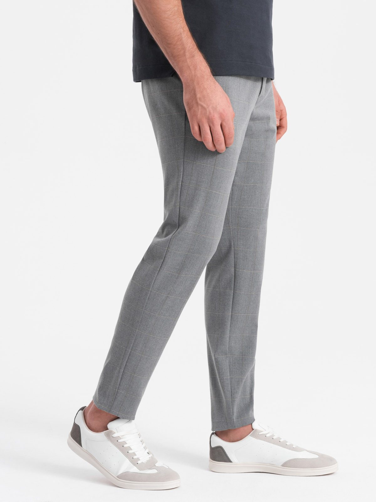 OMBRE Chinohose Klassisch geschnittene Herrenhose in zartem Karomuster Chino