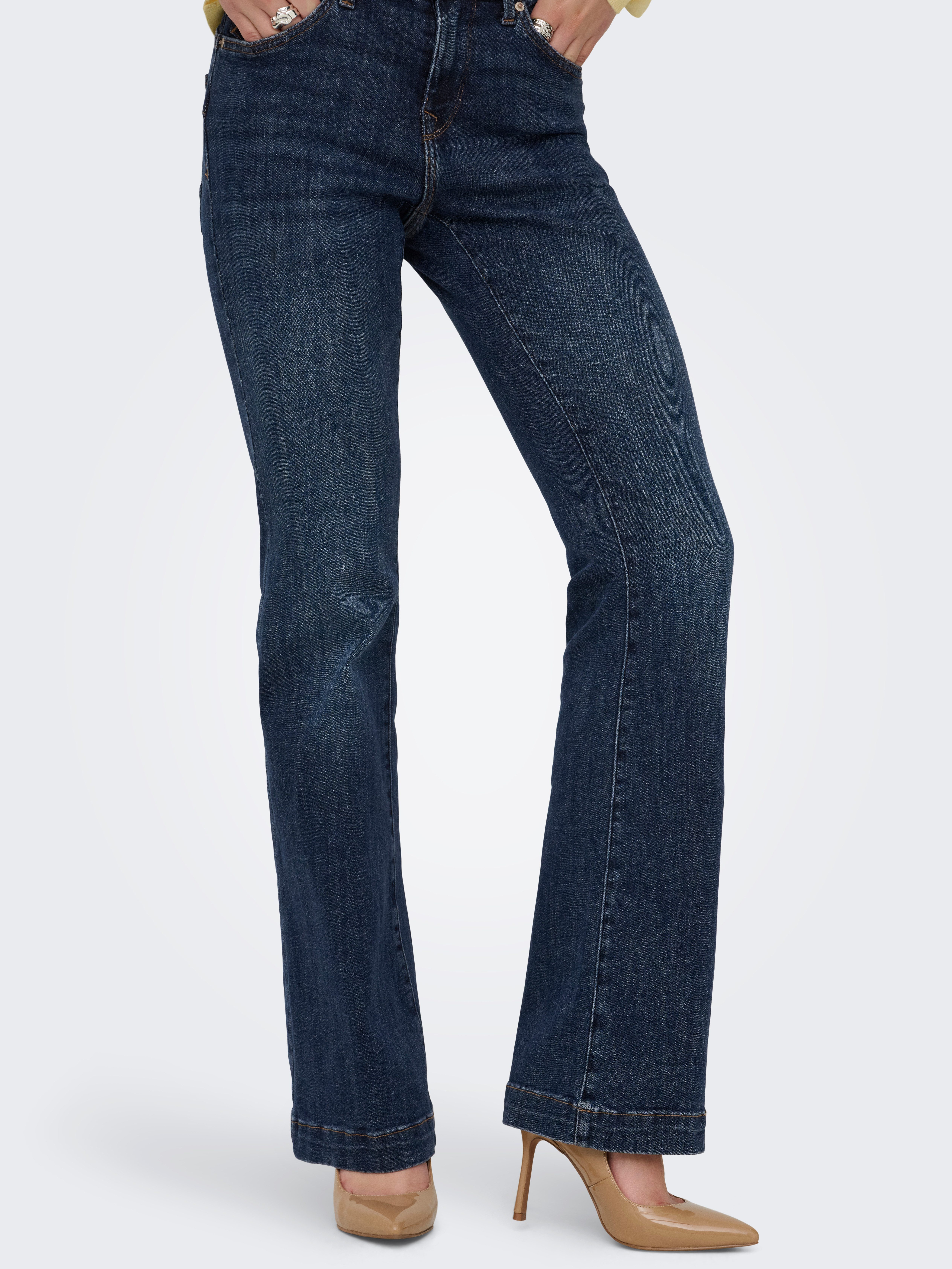 ONLY Bootcut-Jeans ONLPOWER MID FLARED PUSHUP DNM GEN332 Baumwollmischung, flared fit, regular waist