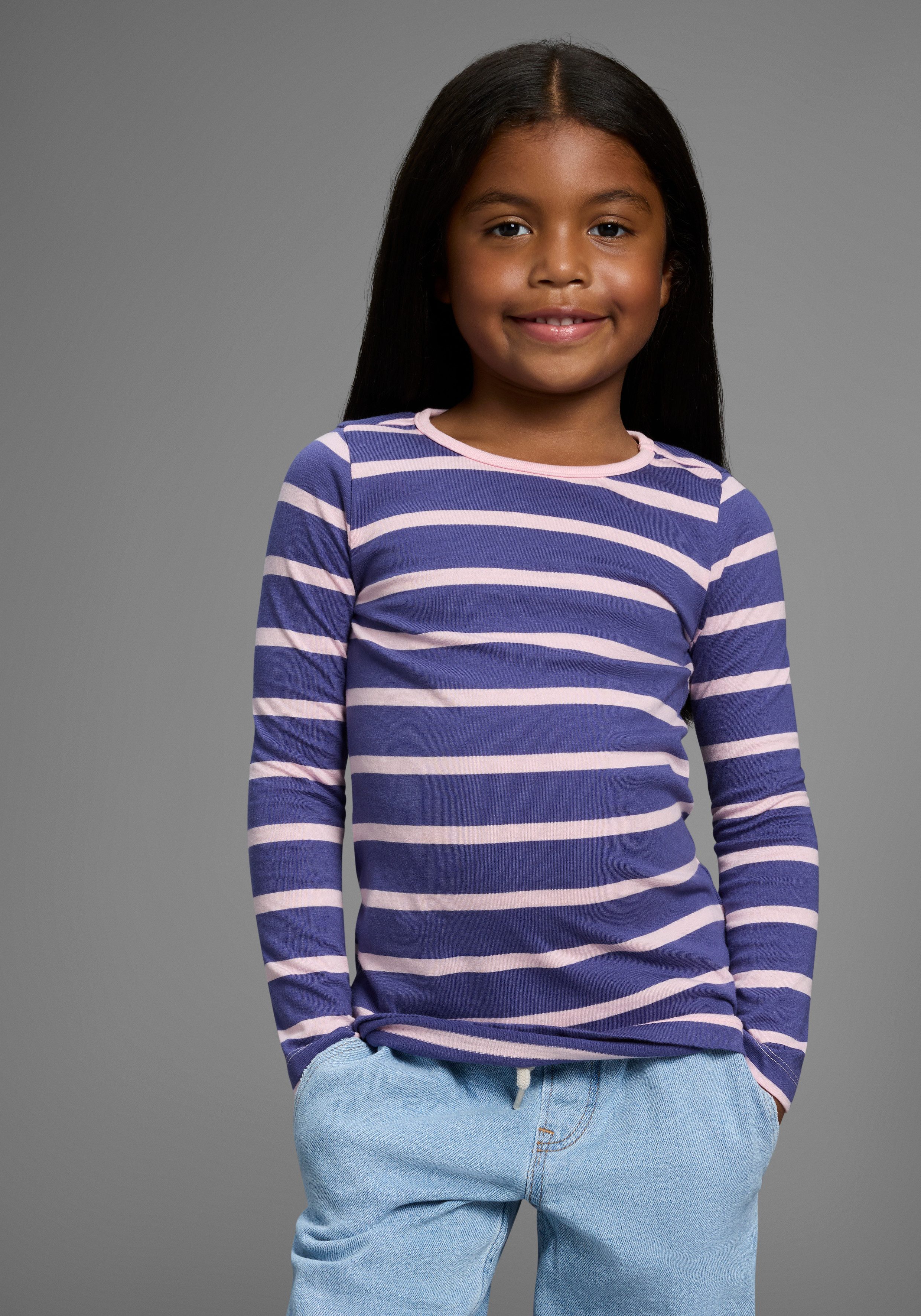 KIDSWORLD Langarmshirt für kleine Mädchen (2-tlg., 2er-Pack) Langarm, lässige Passform