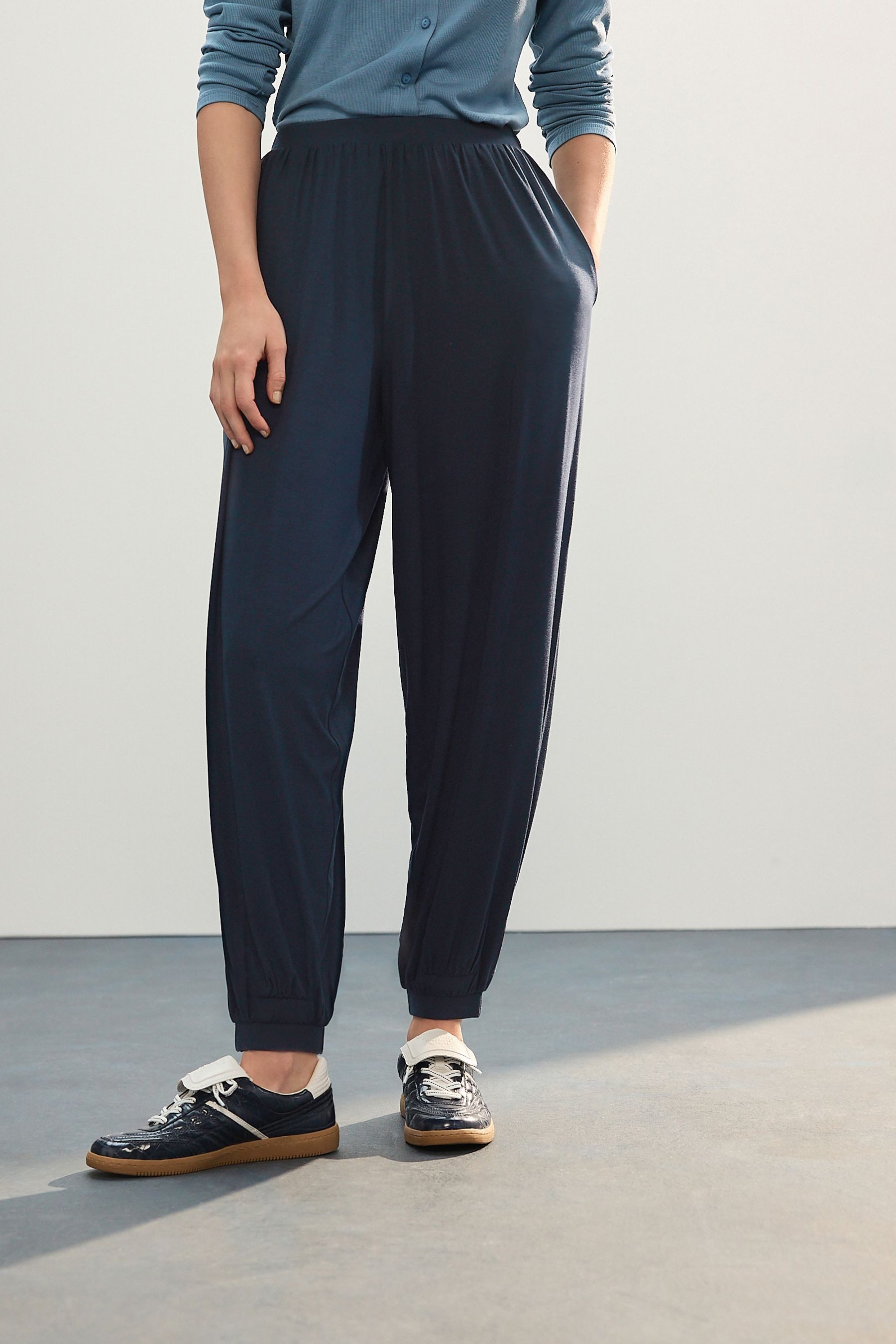 Next Jogginghose Haremshose aus Jersey mit Bündchen (1-tlg)