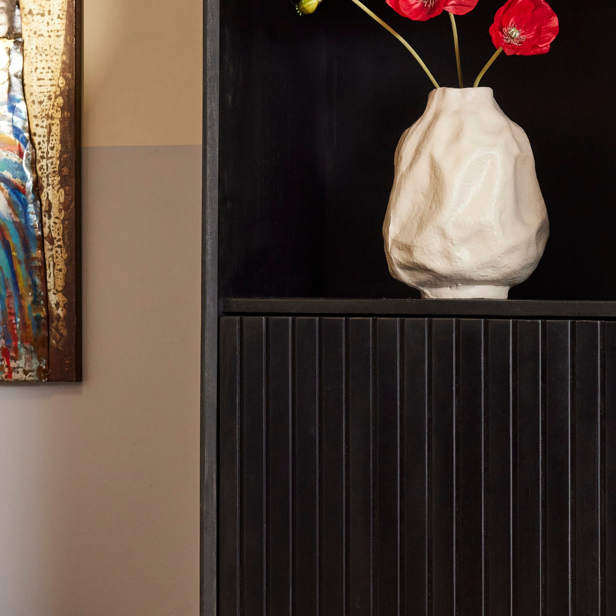 Villa Möbel Regal, Packung 1-tlg., Mangoholz Schwarz Metallrahmen mit Tür im Lattenmuster und 2 Fächern