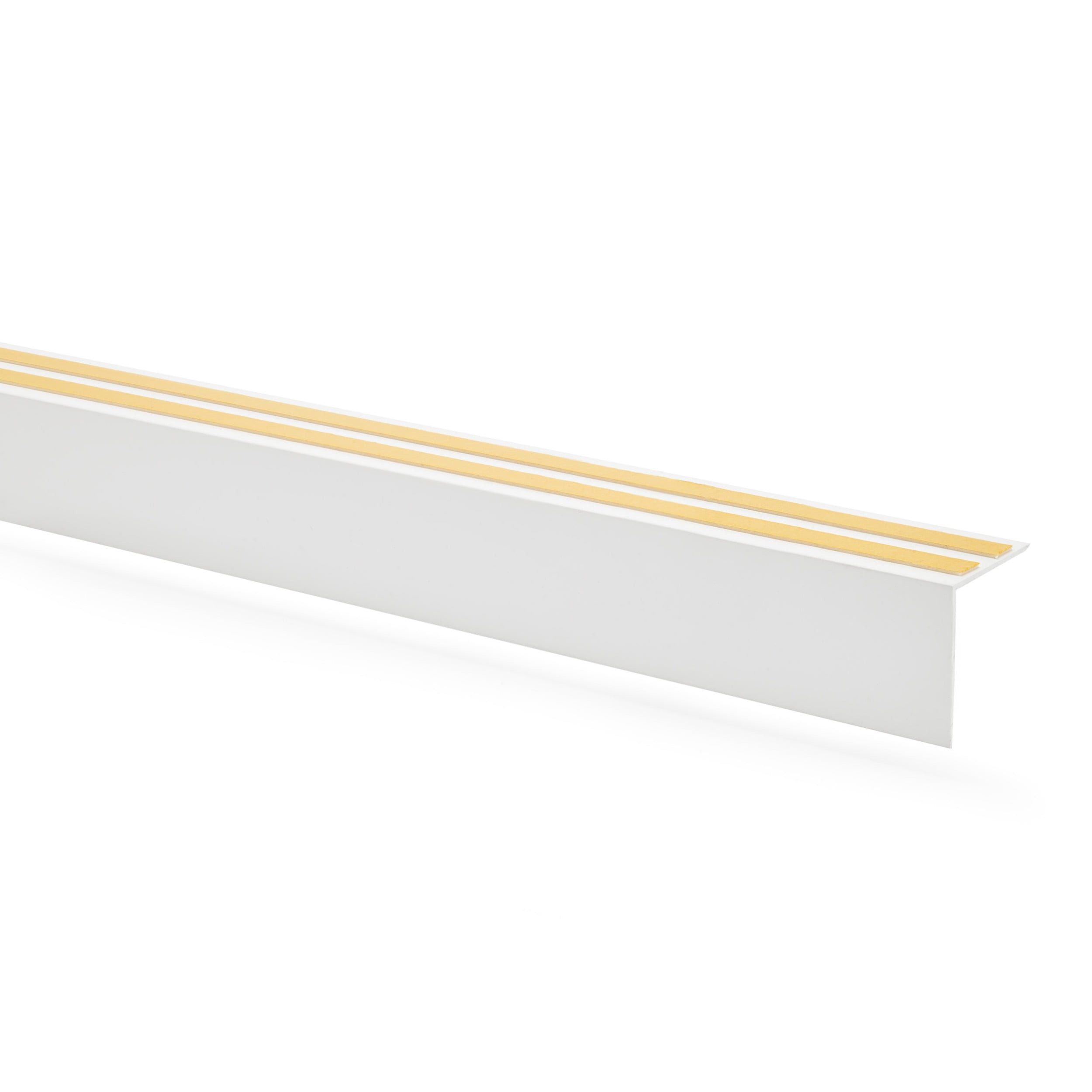 Quest Gardinenschiene Gardinenblende selbstklebend 30 x 30 mm, L-Profil, 200 cm, kürzbar, ohne Bohren, geklebt, Kunststoff (PVC), selbstklebend, LED-geeignet, 3 – Bild 2 von 5