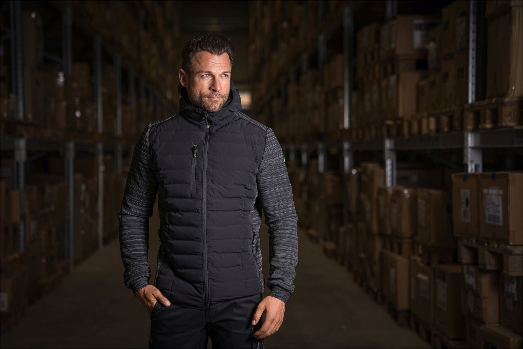 Leibwächter Hybridjacke Casual-Line Herren Steppjacke (Übergangsjacke mit Kapuze, Wattierung aus Sorona® AURA - leicht, atmungsaktiv)