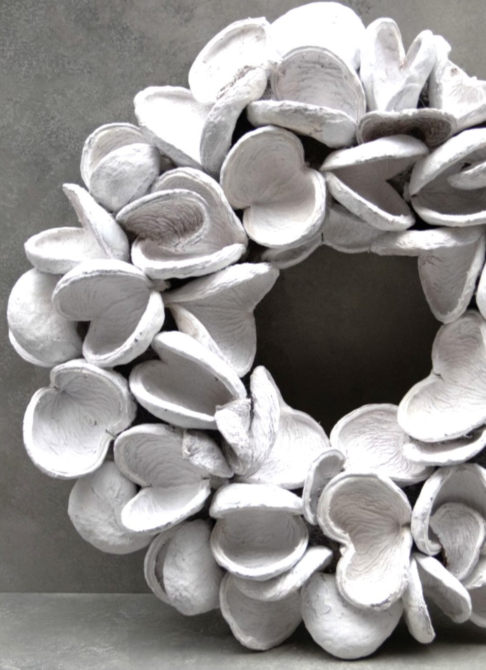 Couronne Dekokranz Deko Kranz Weiß Natur Handarbeit Badamfrucht 45 cm günstig online kaufen