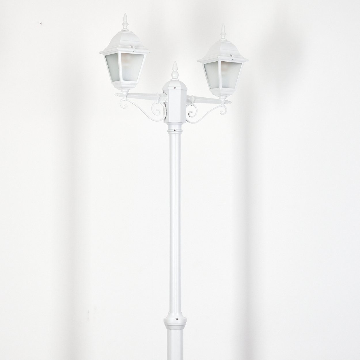 Kandelaber, Leuchtmittel IP44, Weiß/Milchglas, ohne Leuchtmittel, in E27, moderne Wegeleuchte Metall/Glas hofstein Außen-Stehlampe 2x aus Gartenbeleuchtung ohne