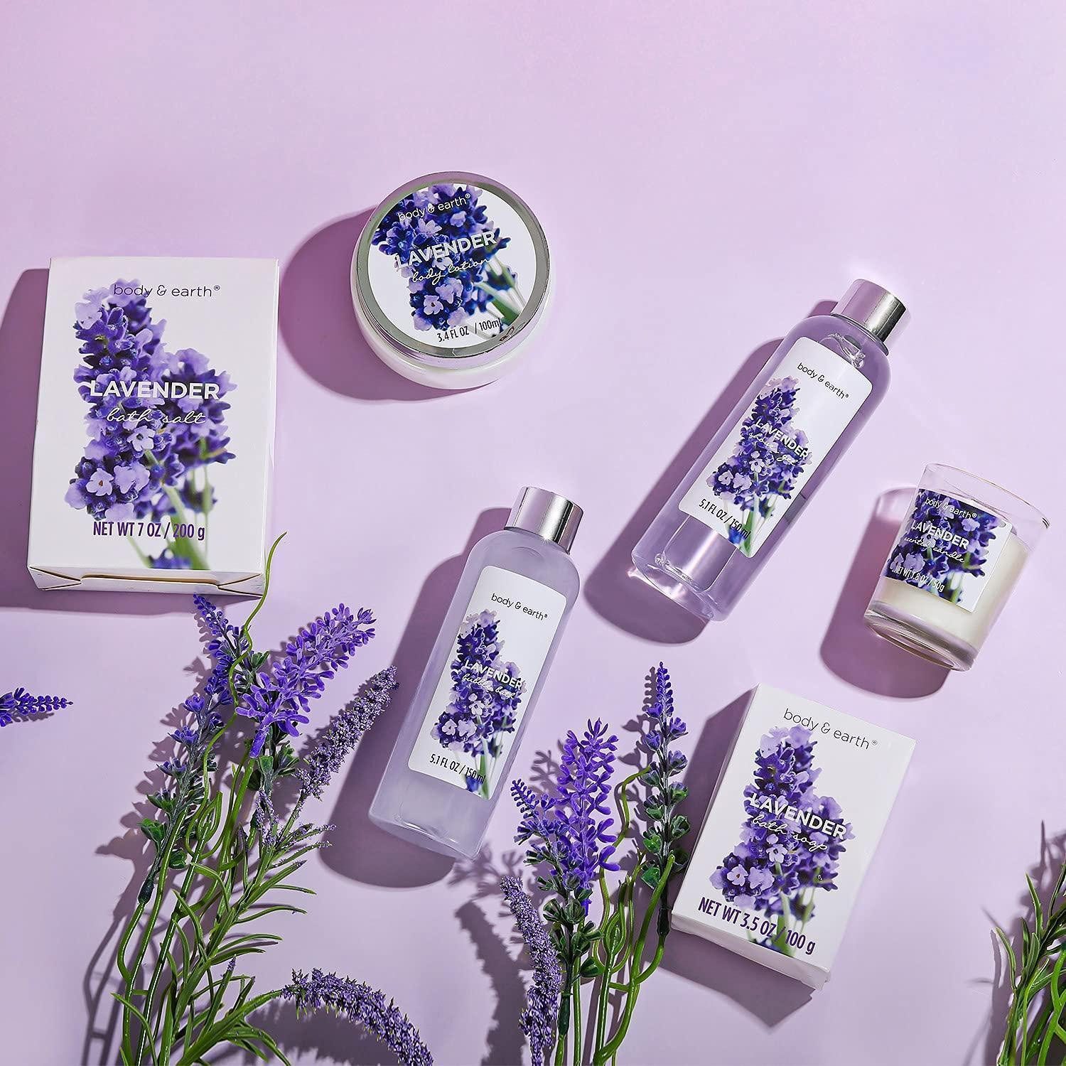 LuxusKollektion Pflege-Geschenkset Wellness Set 7tlg Lavendel Badeset Geschenkbox Muttertag Lavendelölen