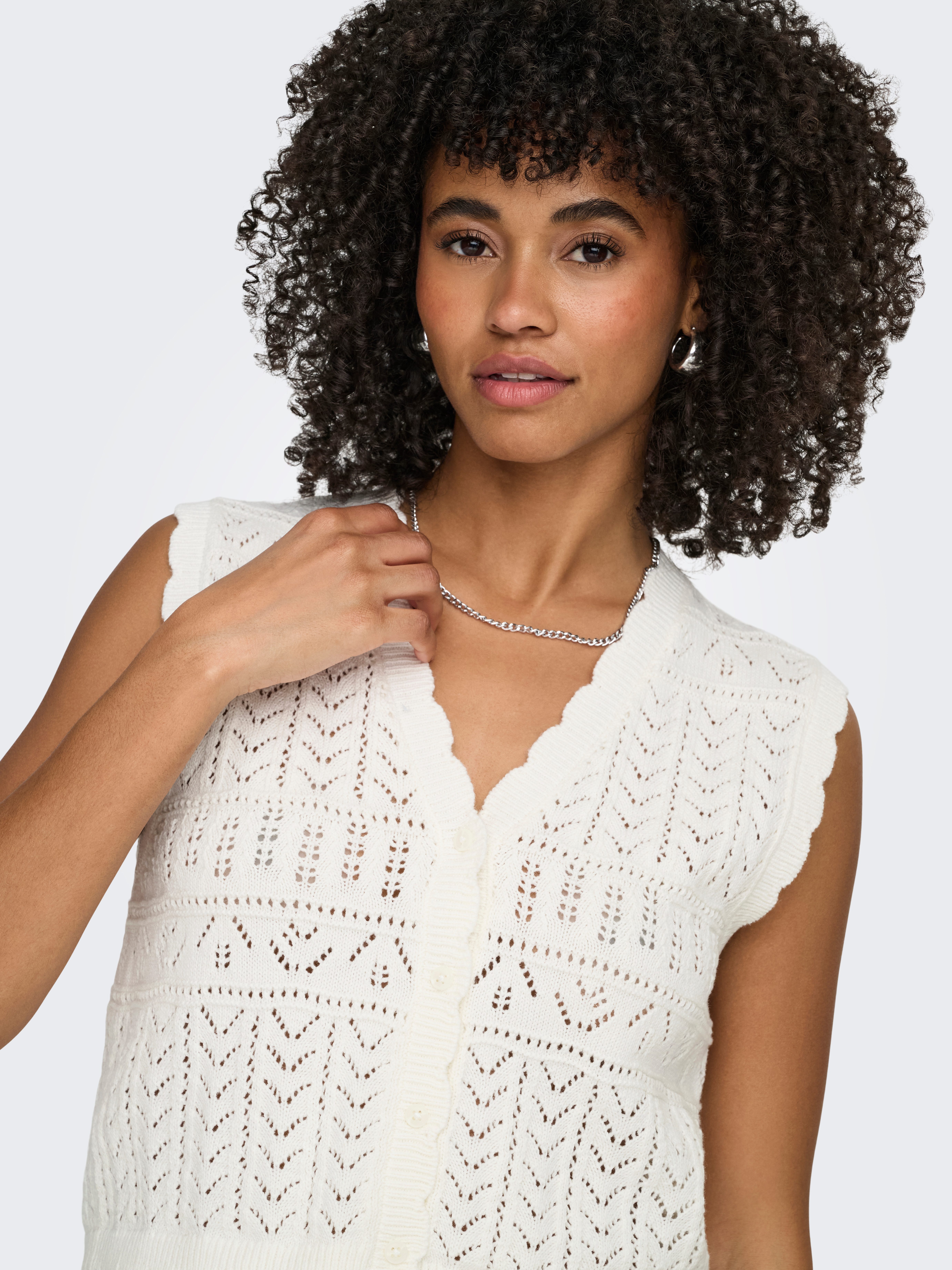ONLY Strickjacke ONLIRINA V-NECK BUTTON VEST KNT NOOS Baumwollmischung – Bild 4 von 5