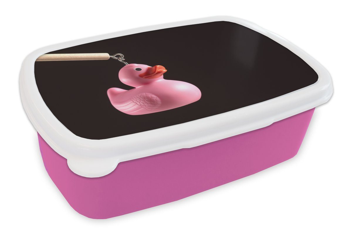 MuchoWow Lunchbox Rosa Badeente am Haken auf schwarzem Hintergrund, Kunststoff, (2-tlg), Brotbox für Erwachsene, Brotdose Kinder, Snackbox, Mädchen, Kunststoff