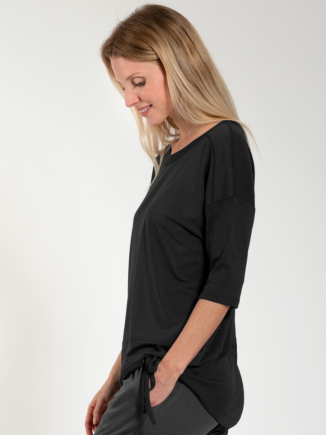 Magadi Yogashirt Sara aus weichem Naturmaterial