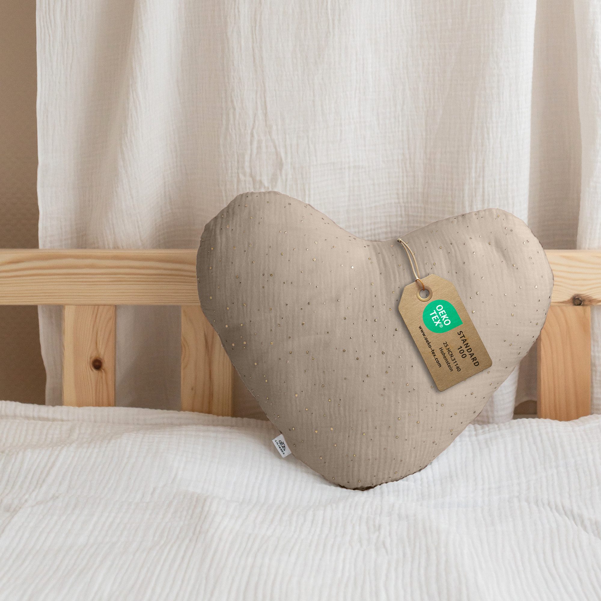 lilimaus Dekokissen Kuschelkissen Herz & Stern aus Musselin fürs Kinderzimmer, Kuschelkissen mit oder ohne Flatter - passend zu unserer Bettwäsche
