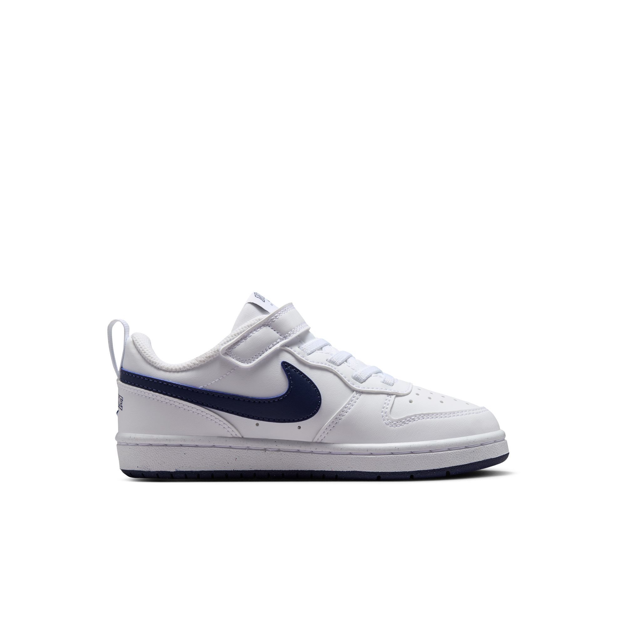 Nike Sportswear Court Borough Low Brand (PS) Sneaker Design auf den Spuren des Air Force 1