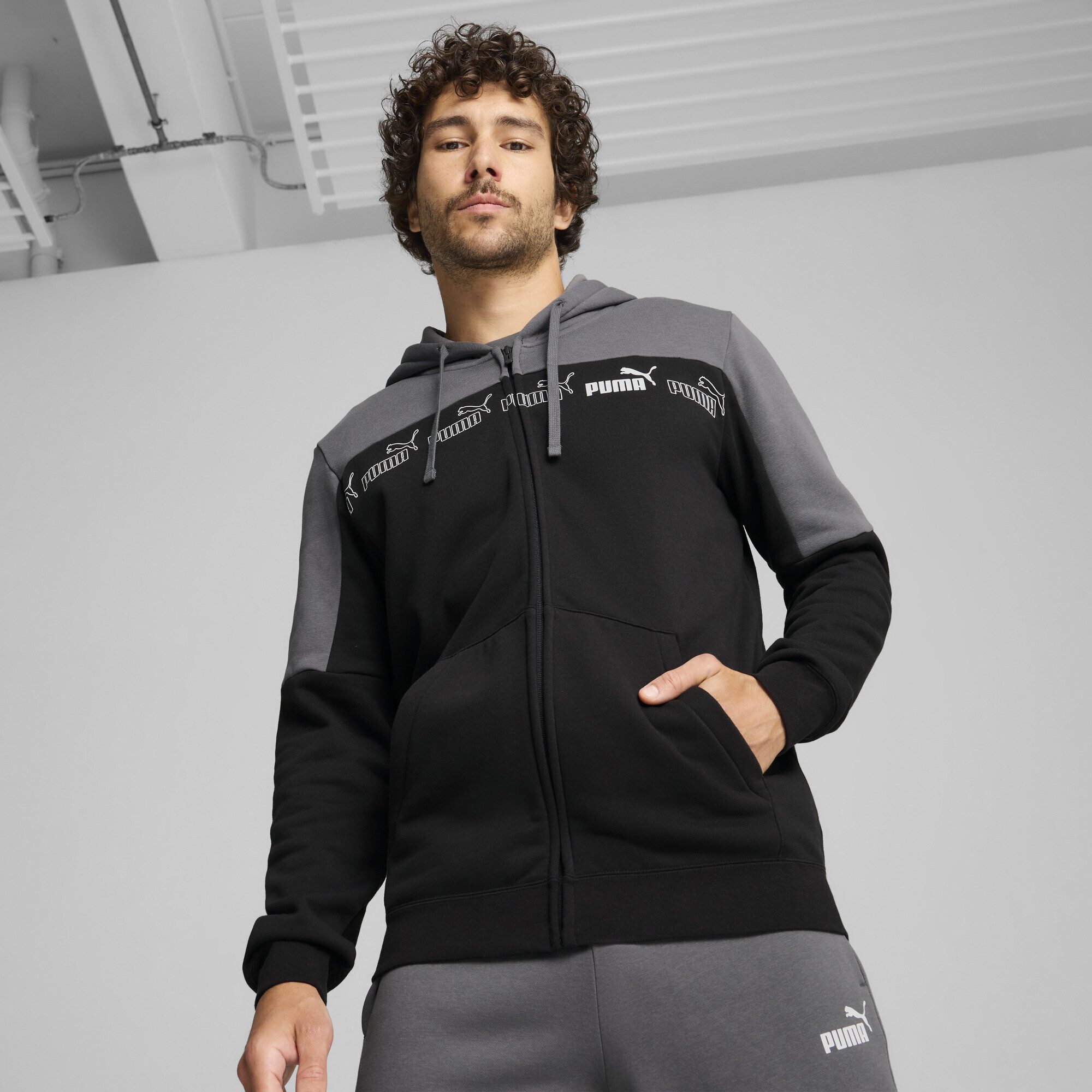 PUMA Hoodie Around the Block Kapuzenjacke Herren